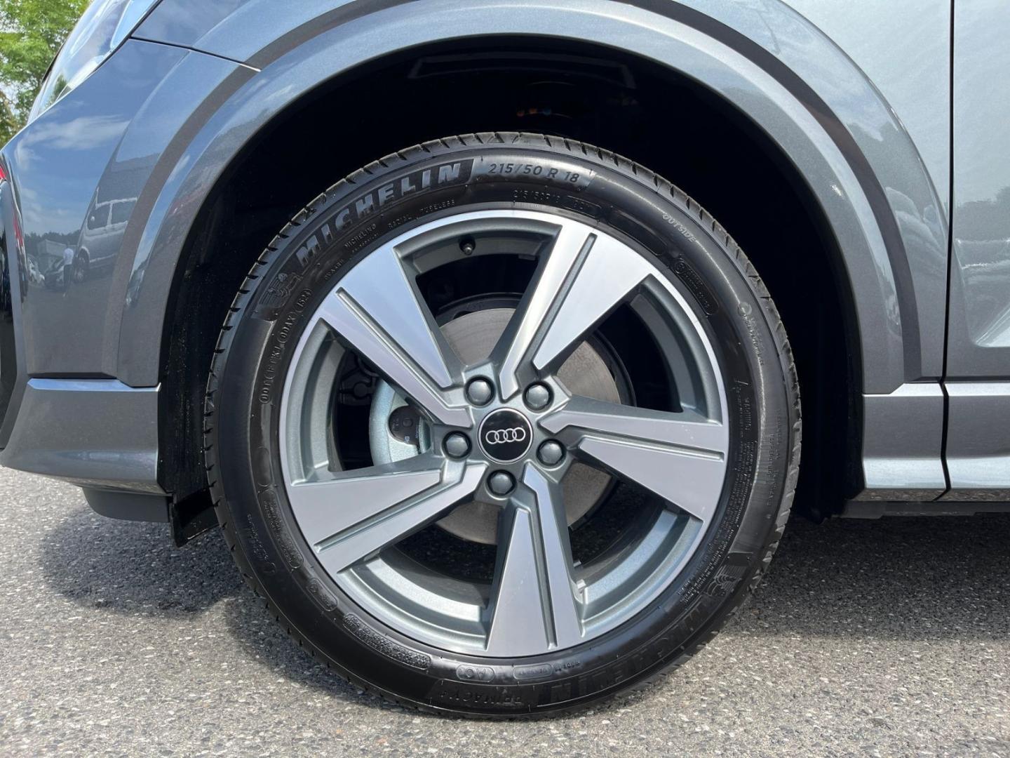 Image about Audi Q2 S line 35 TFSI S tronic