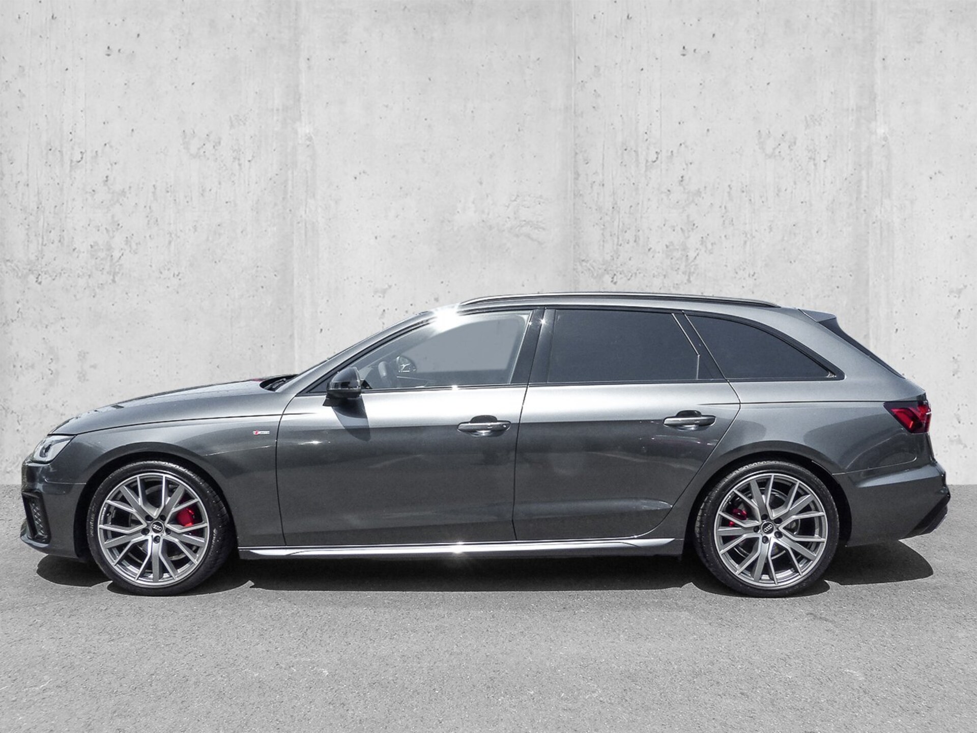 Audi A4 Avant S line