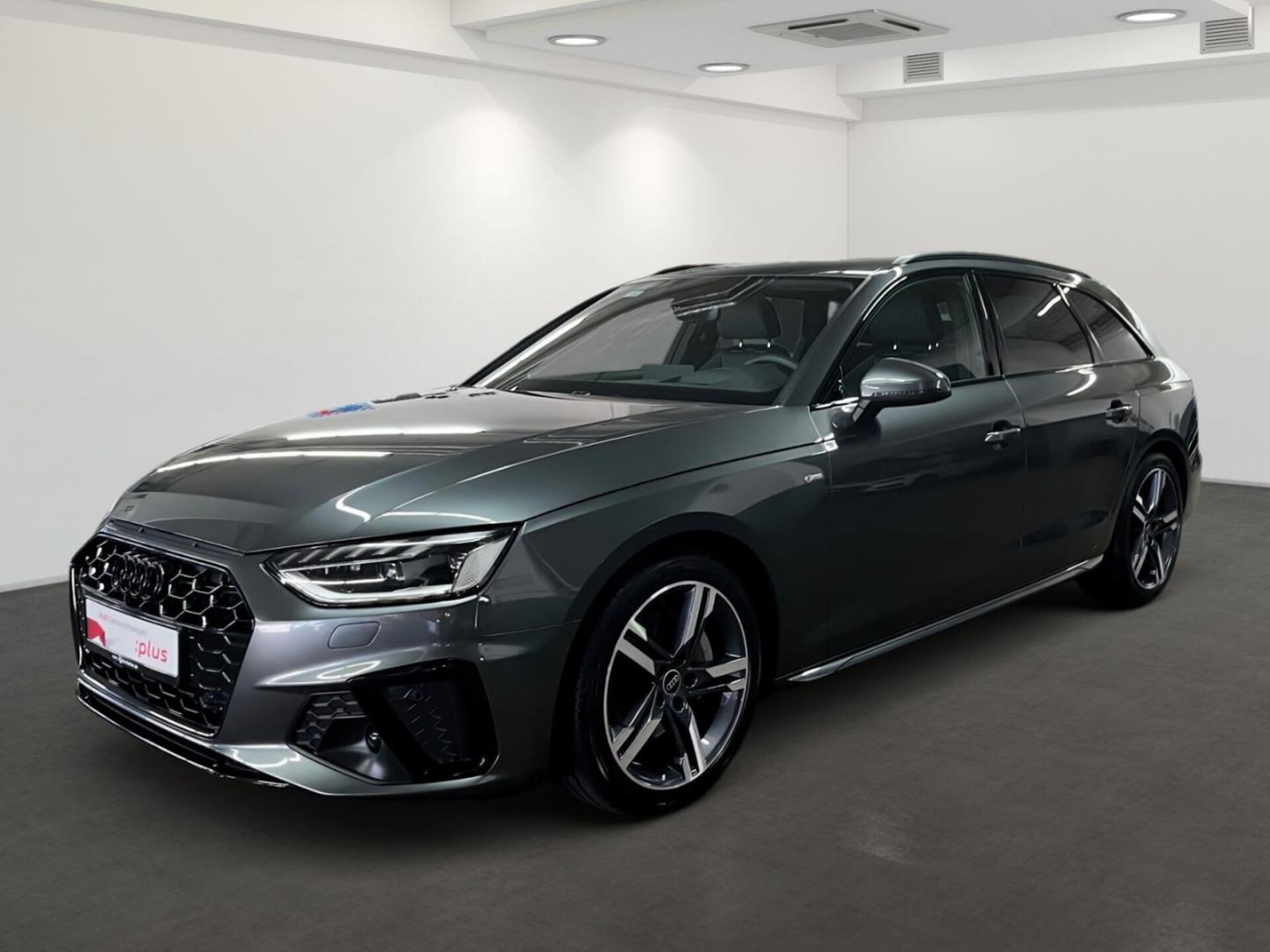 Audi A4 Avant S line