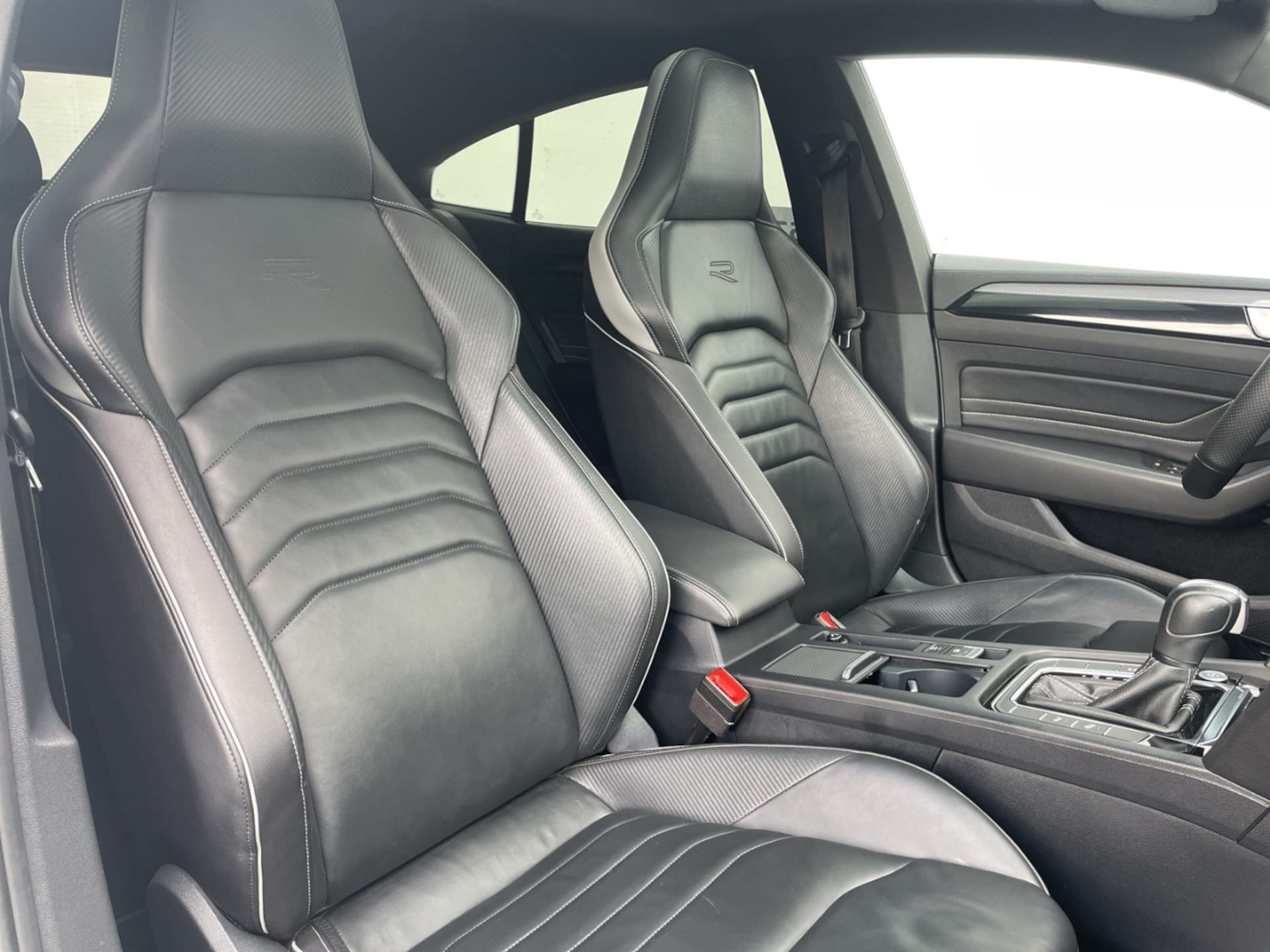 Volkswagen Arteon R-Line