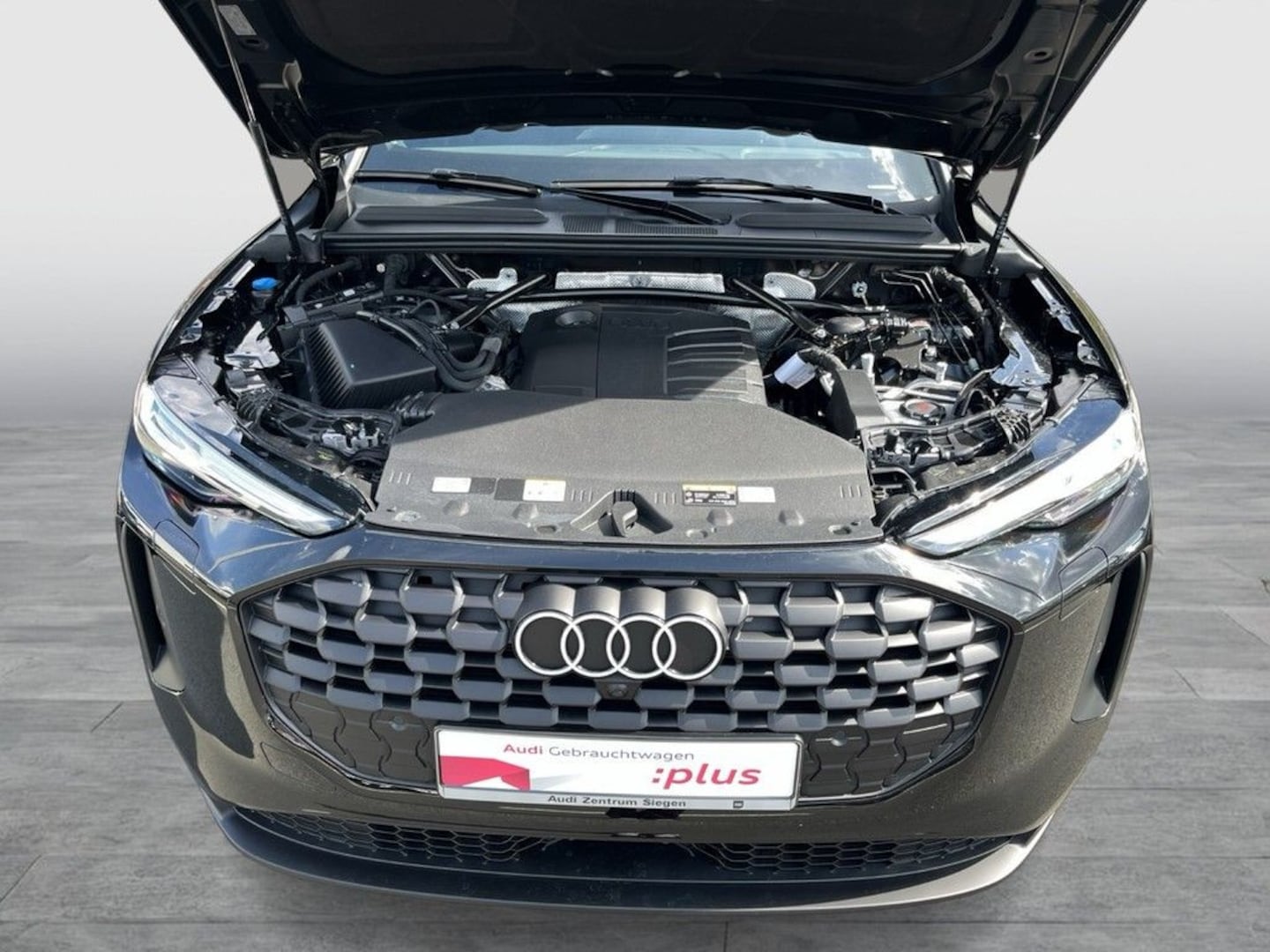 Bild über Audi Q5 SUV TDI quattro 150 kW S tronic - für weitere Informationen kontaktieren Sie den Audi Partner