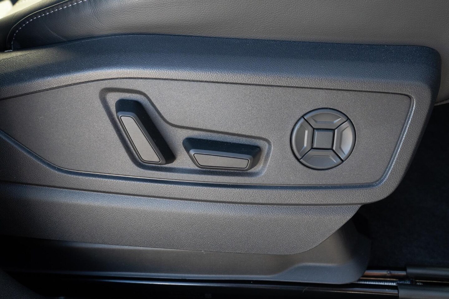 Image about Audi Q5 Sportback TDI quattro 150 kW sport