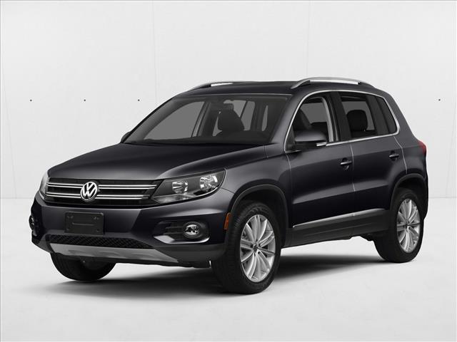 2017 Volkswagen Tiguan 2.0T Wolfsburg Edition 4Motion's photo