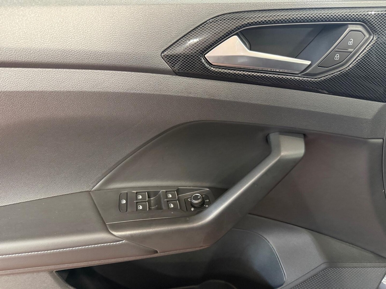 Volkswagen T-Cross – Bild 12