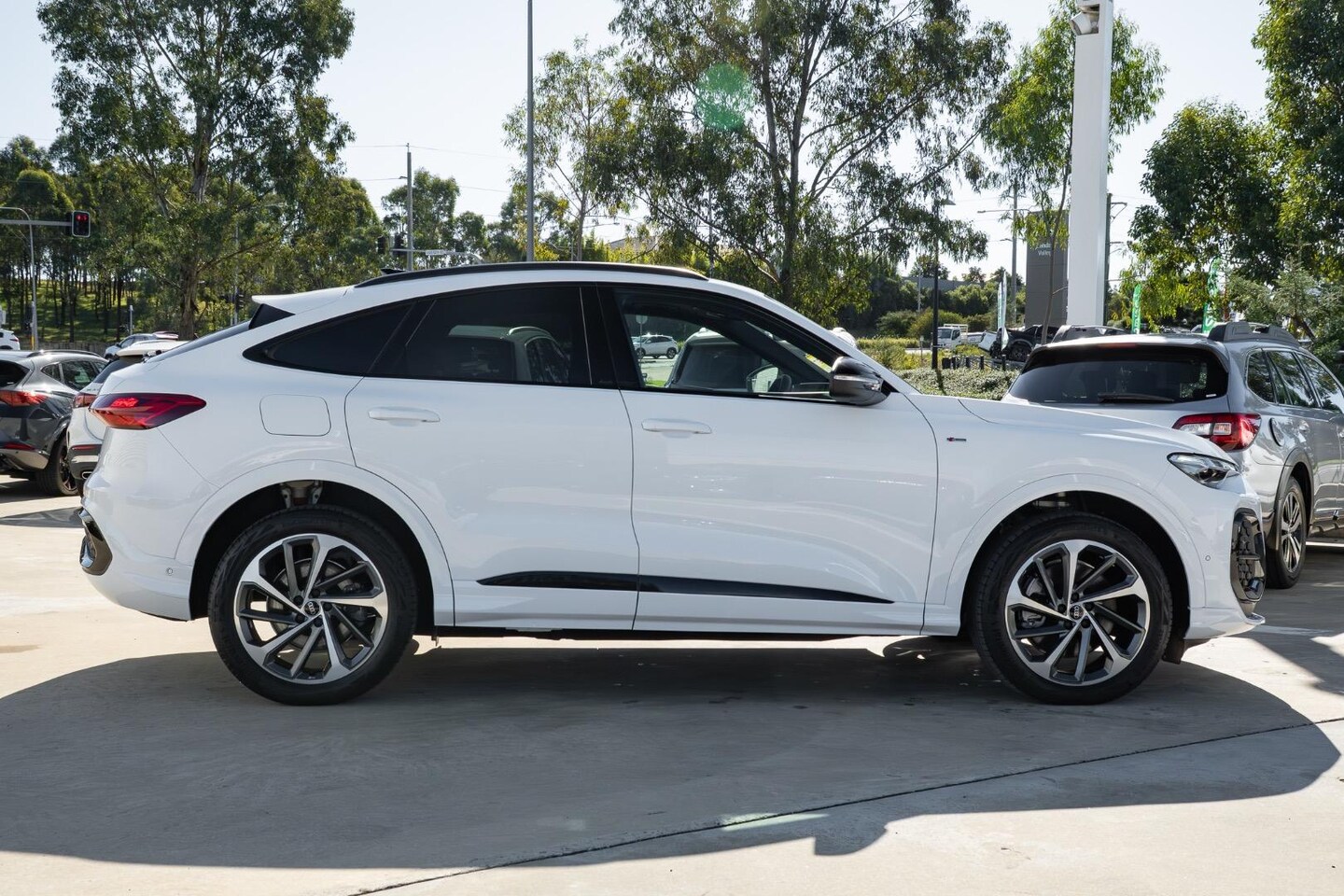 Image about Audi Q5 Sportback TDI quattro 150 kW sport