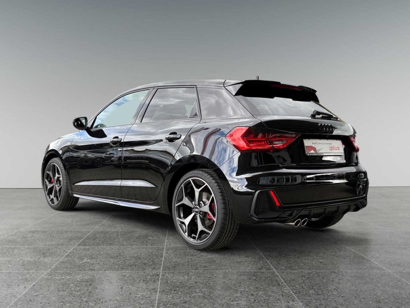 Bild über Audi A1 Sportback S line 40 TFSI S tronic - für weitere Informationen kontaktieren Sie den Audi Partner