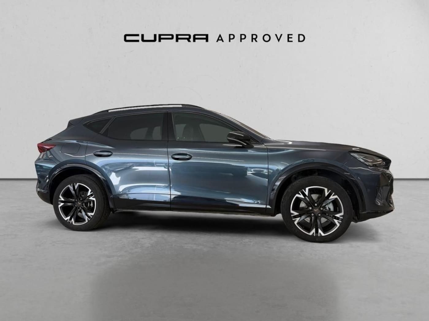 CUPRA Formentor 1.5 eTSI DSG 110 kW (150 CV) — photo 3