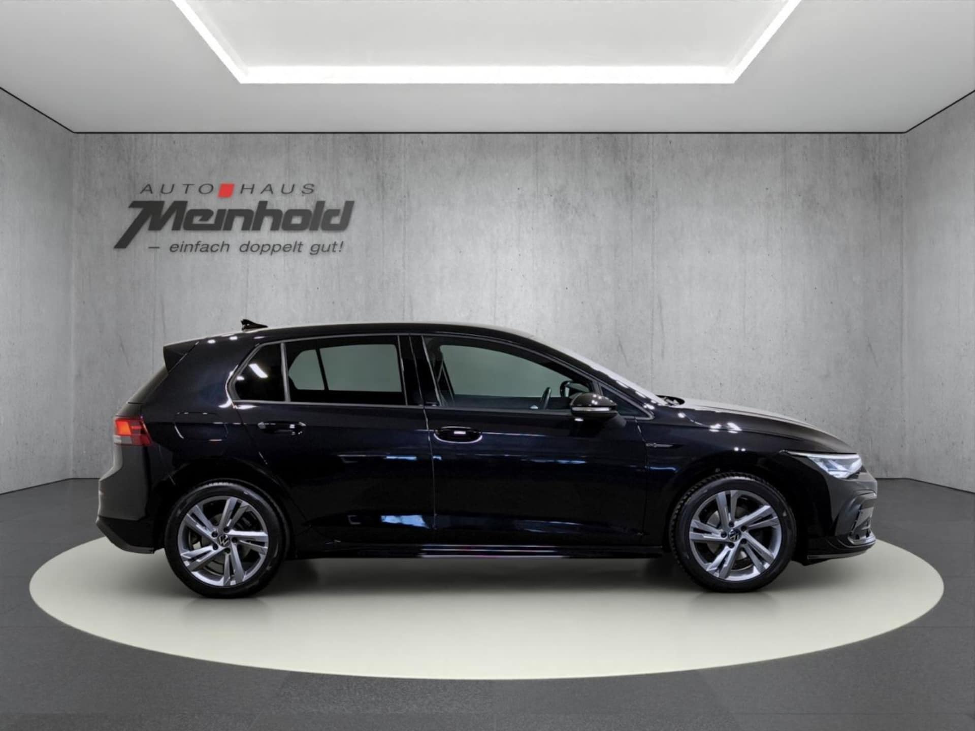Volkswagen Golf R-Line
