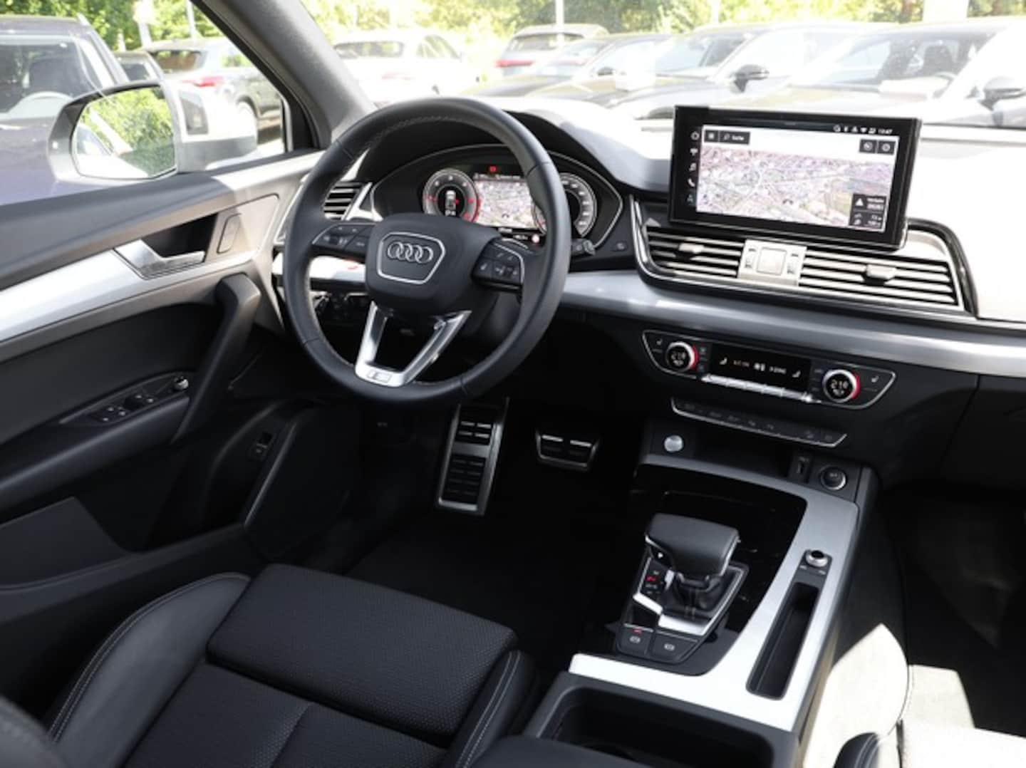 Bild über Audi Q5 Sportback 40 TDI quattro S tronic - für weitere Informationen kontaktieren Sie den Audi Partner