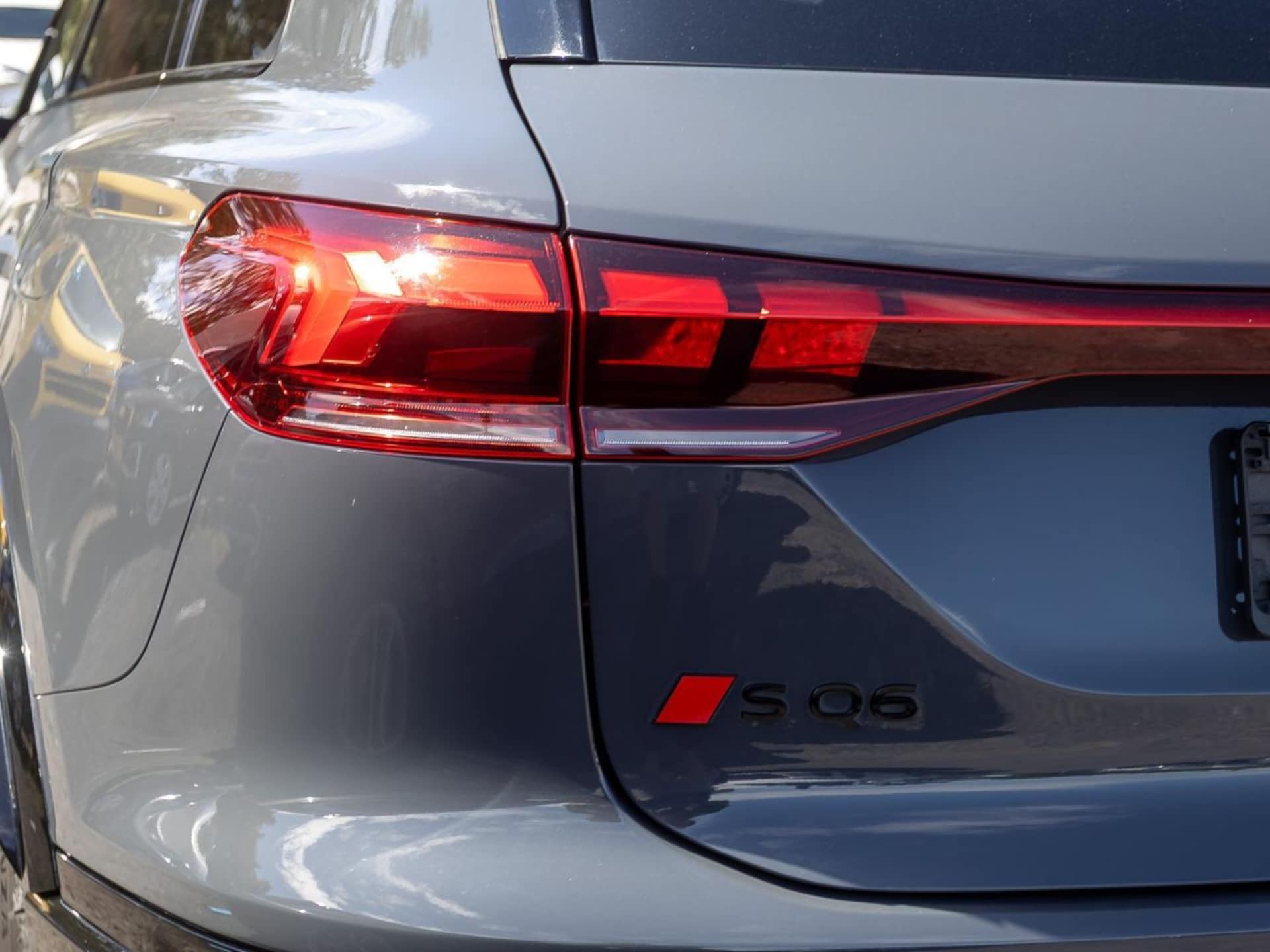 Audi SQ6 SUV e-tron