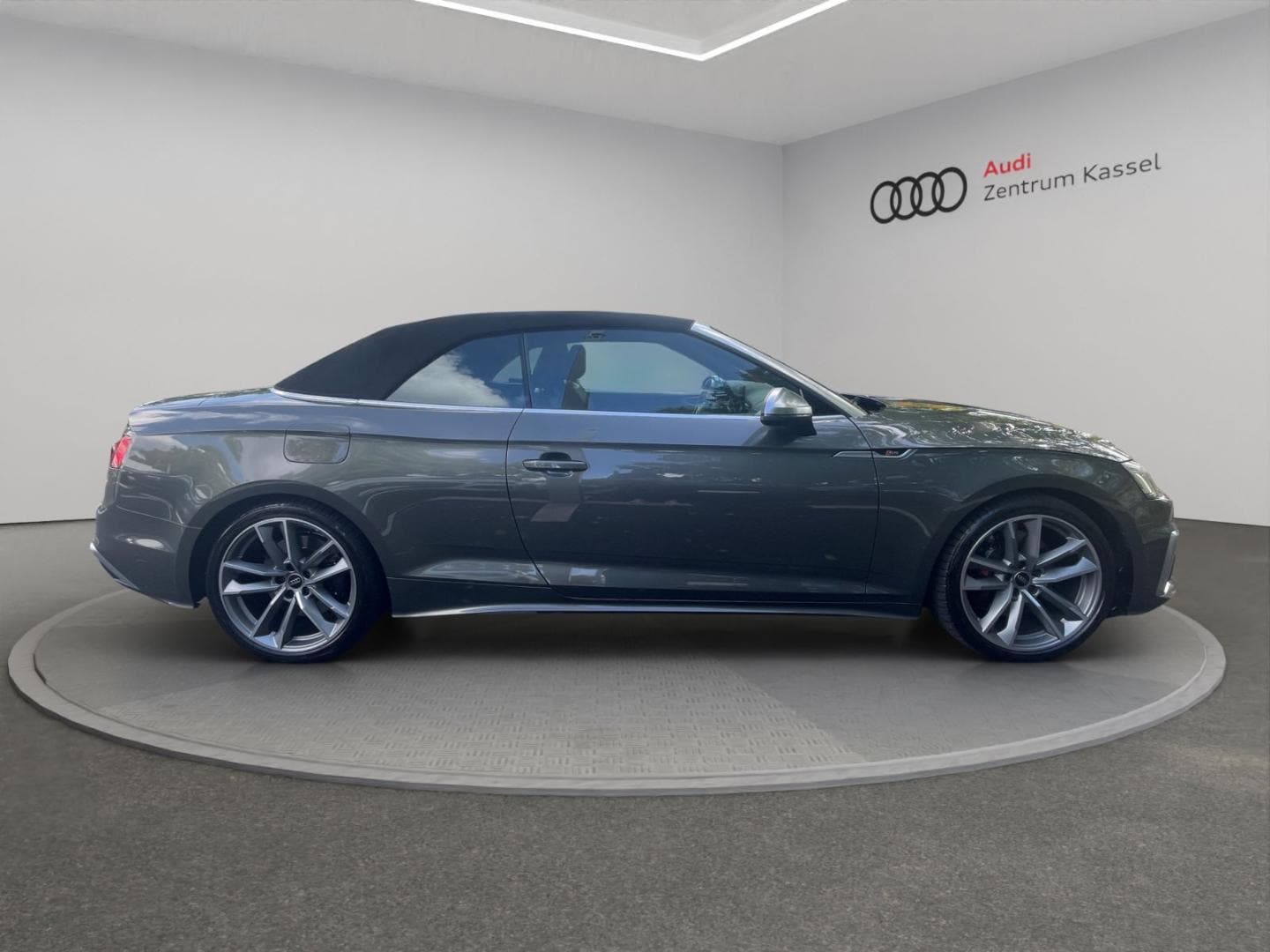 Bild über Audi S5 Cabriolet TFSI quattro tiptronic - für weitere Informationen kontaktieren Sie den Audi Partner