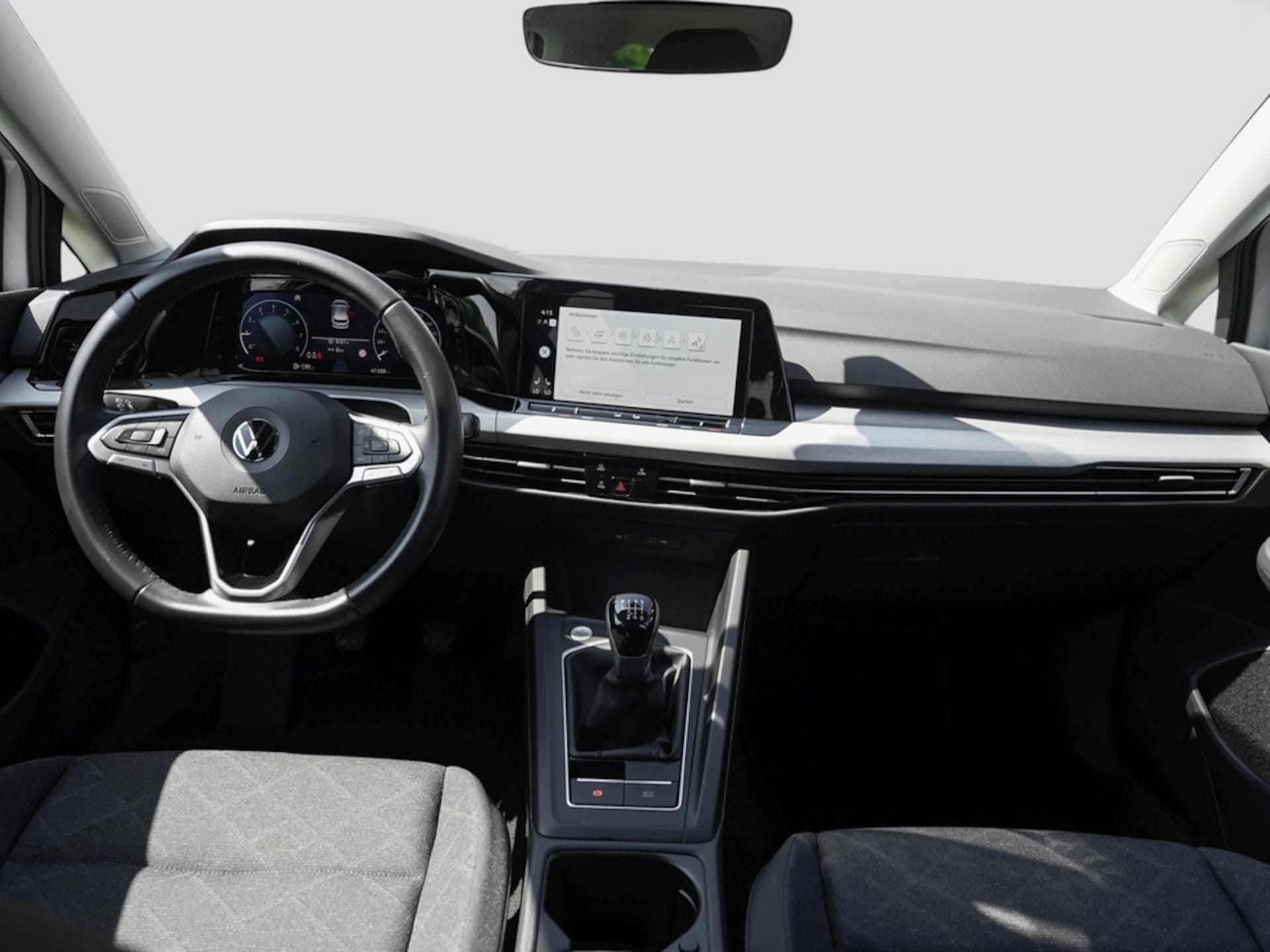 Volkswagen Golf Life