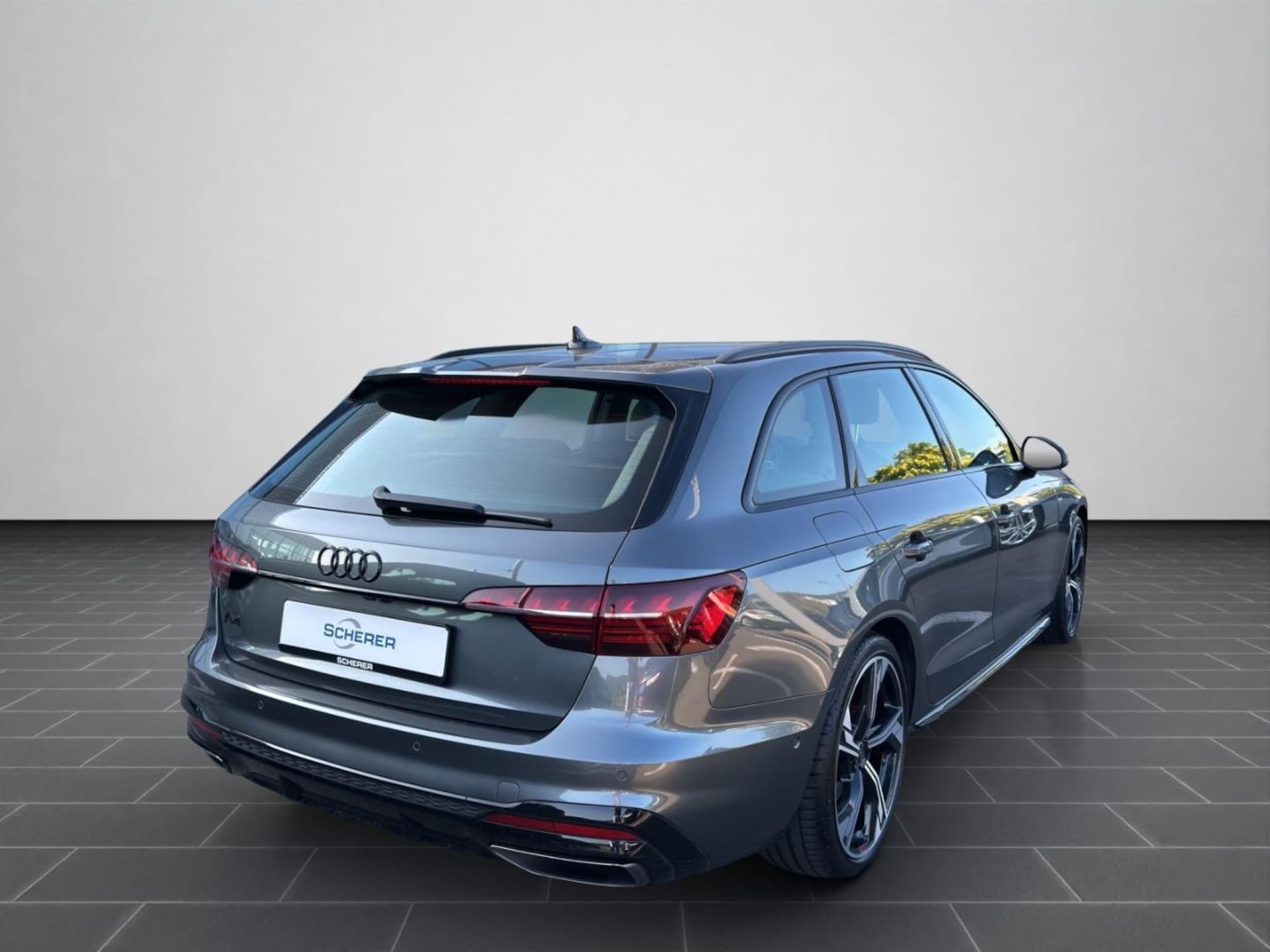Audi A4 Avant S line