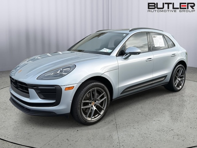 2023 Porsche Macan