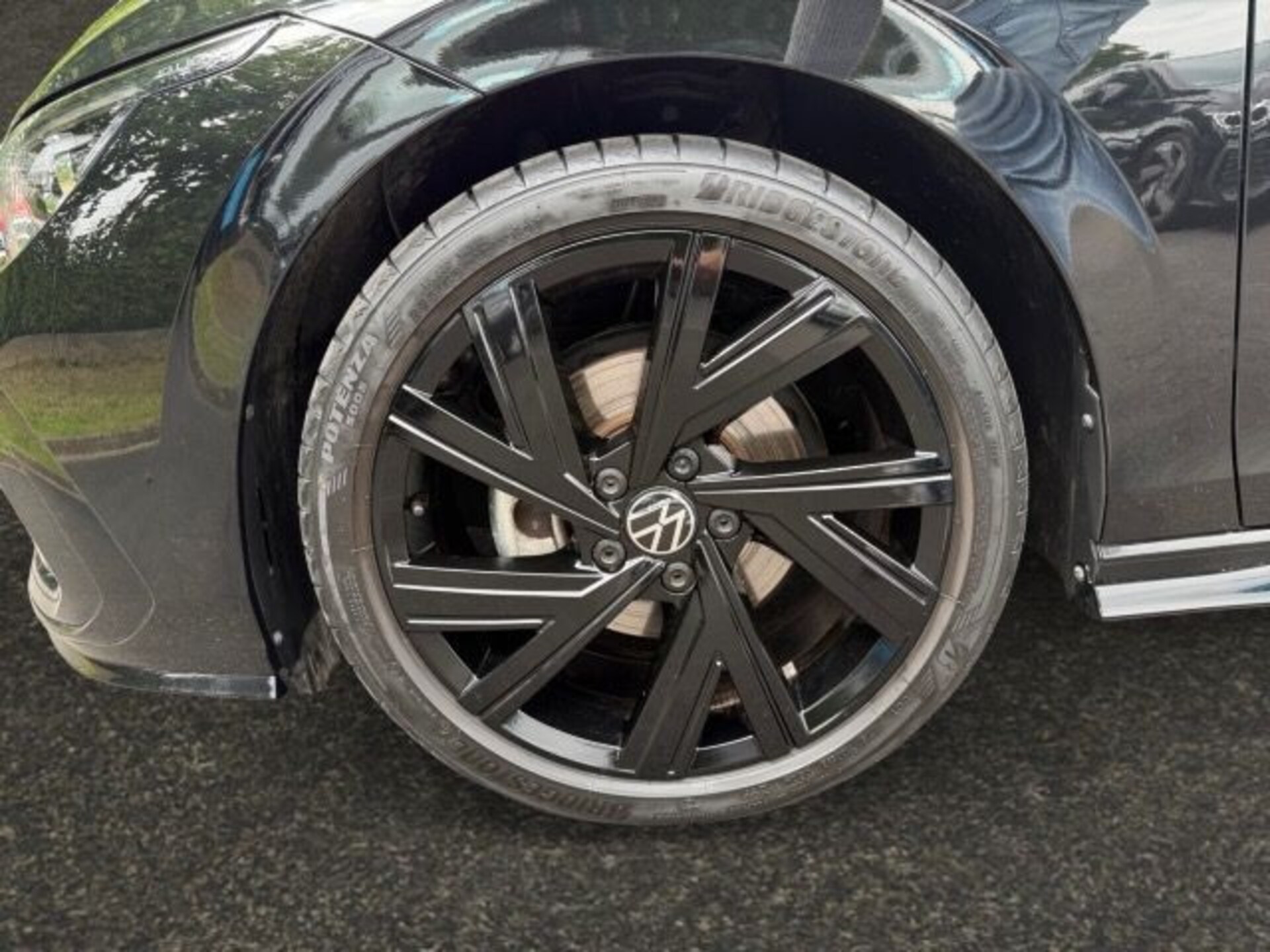 Volkswagen Golf R-Line