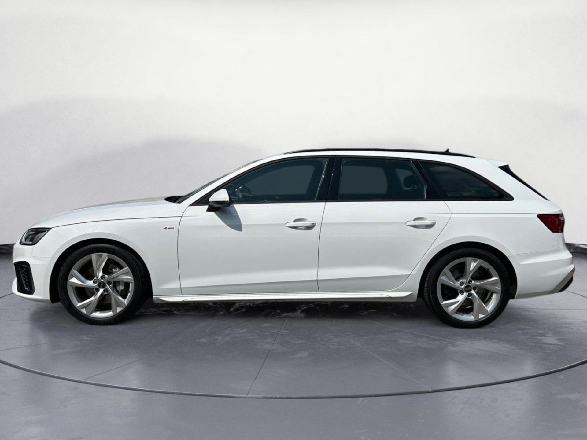Audi A4 Avant S line