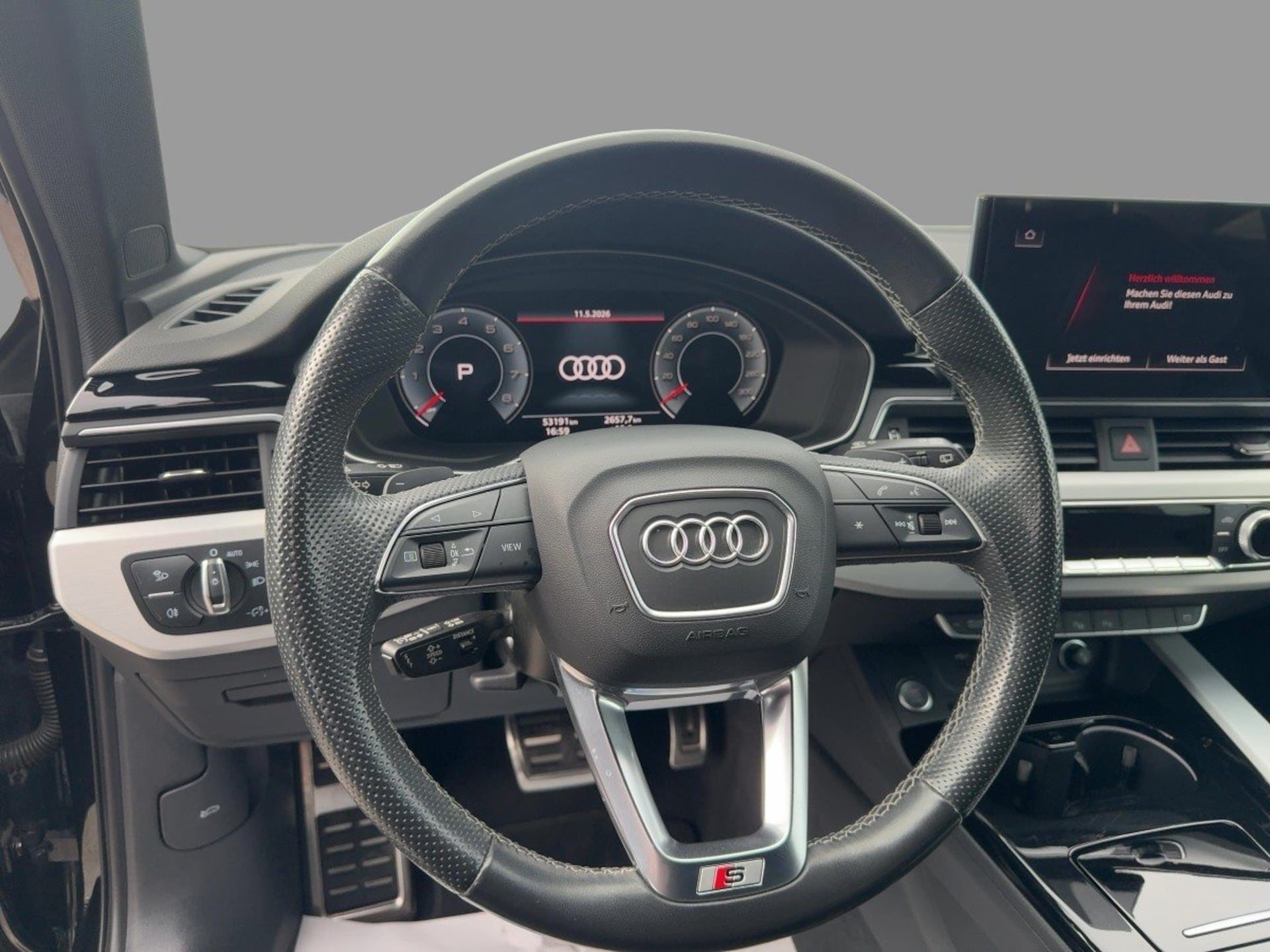 Audi A4 Avant S line