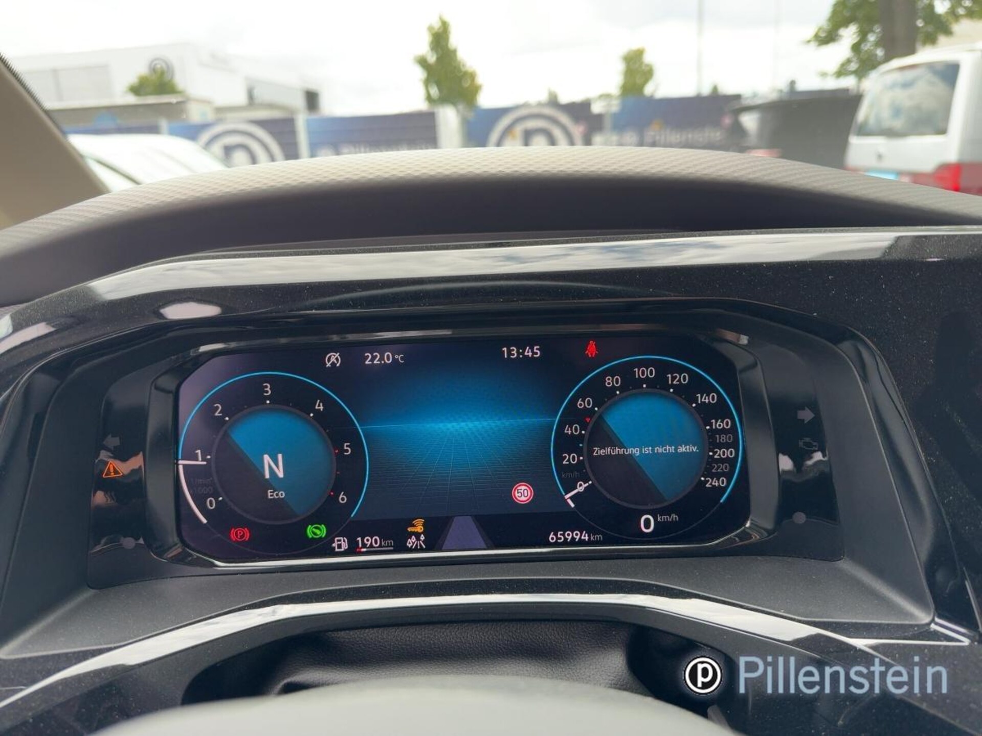 Volkswagen Multivan Basis-Modell