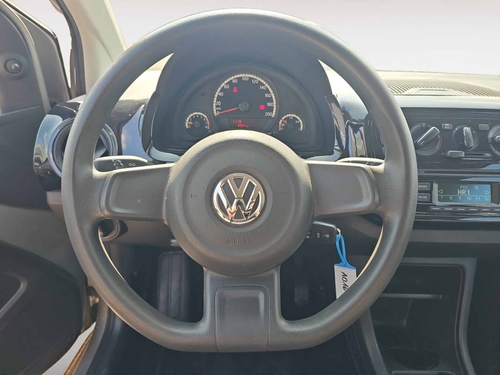 Volkswagen up! move up!
