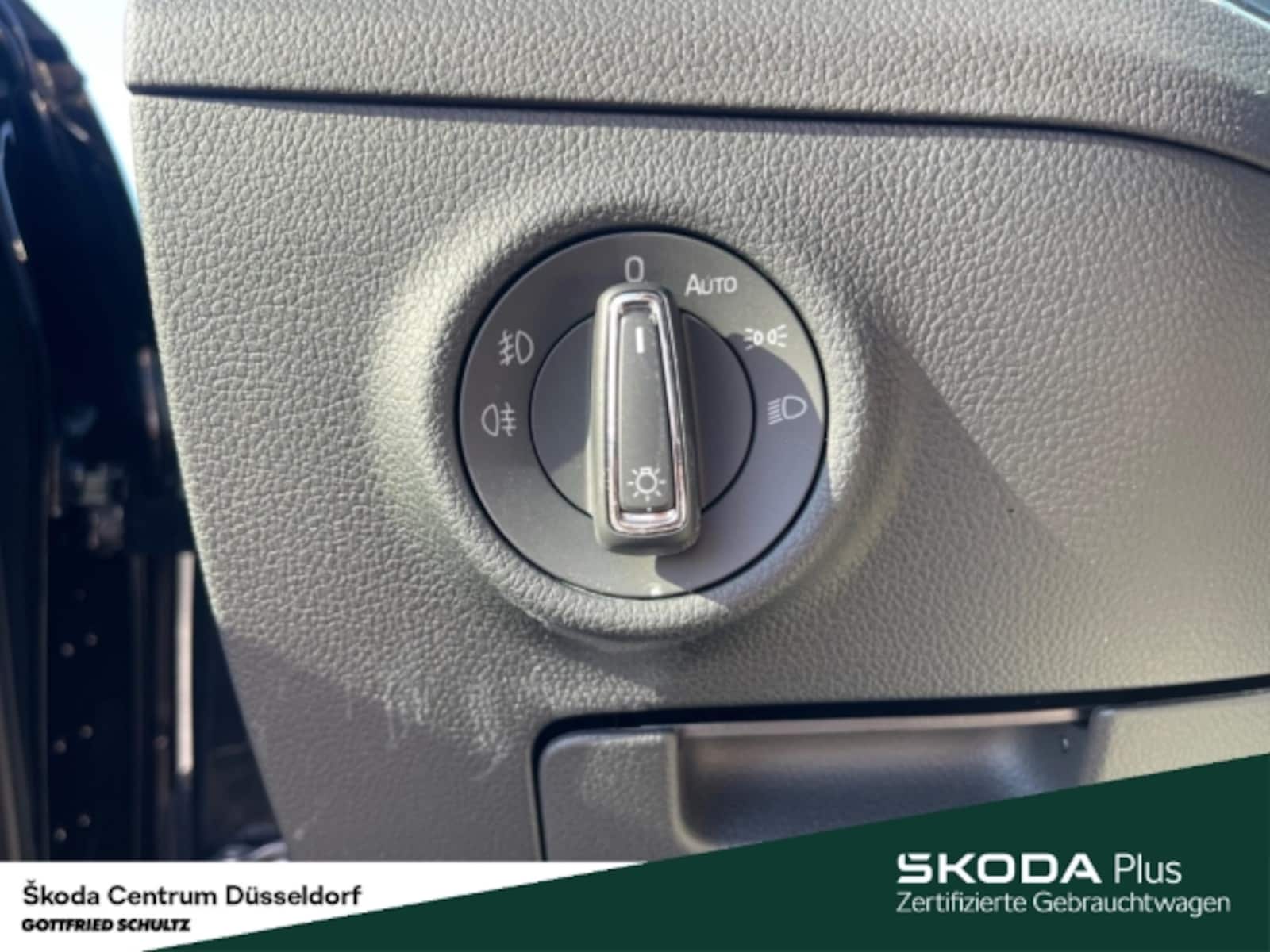 Škoda Superb Combi – Bild 24