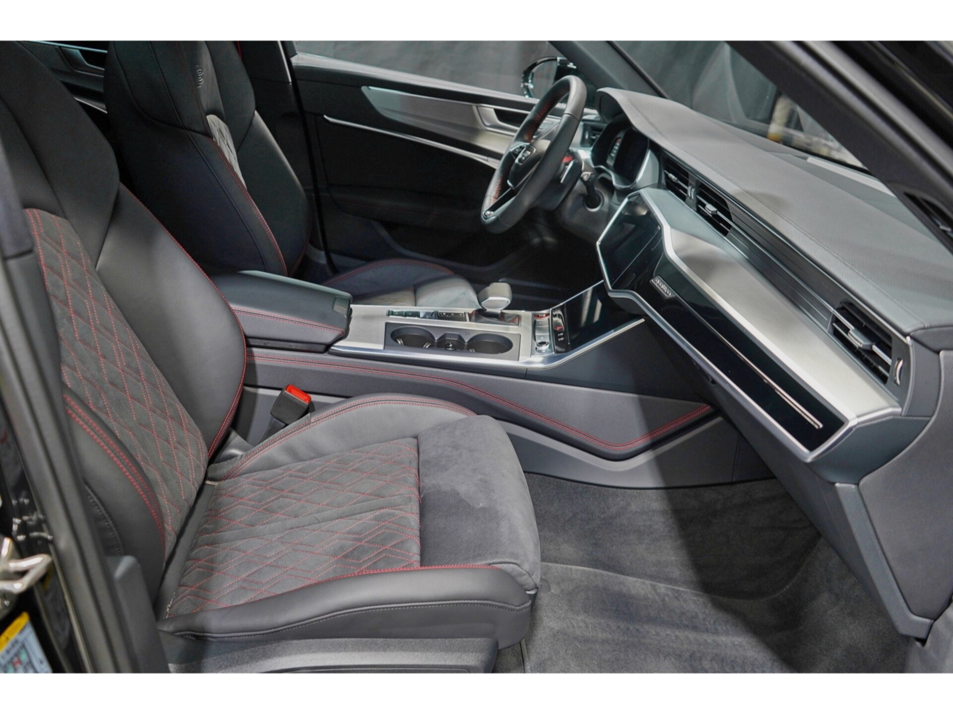Audi S6 Avant