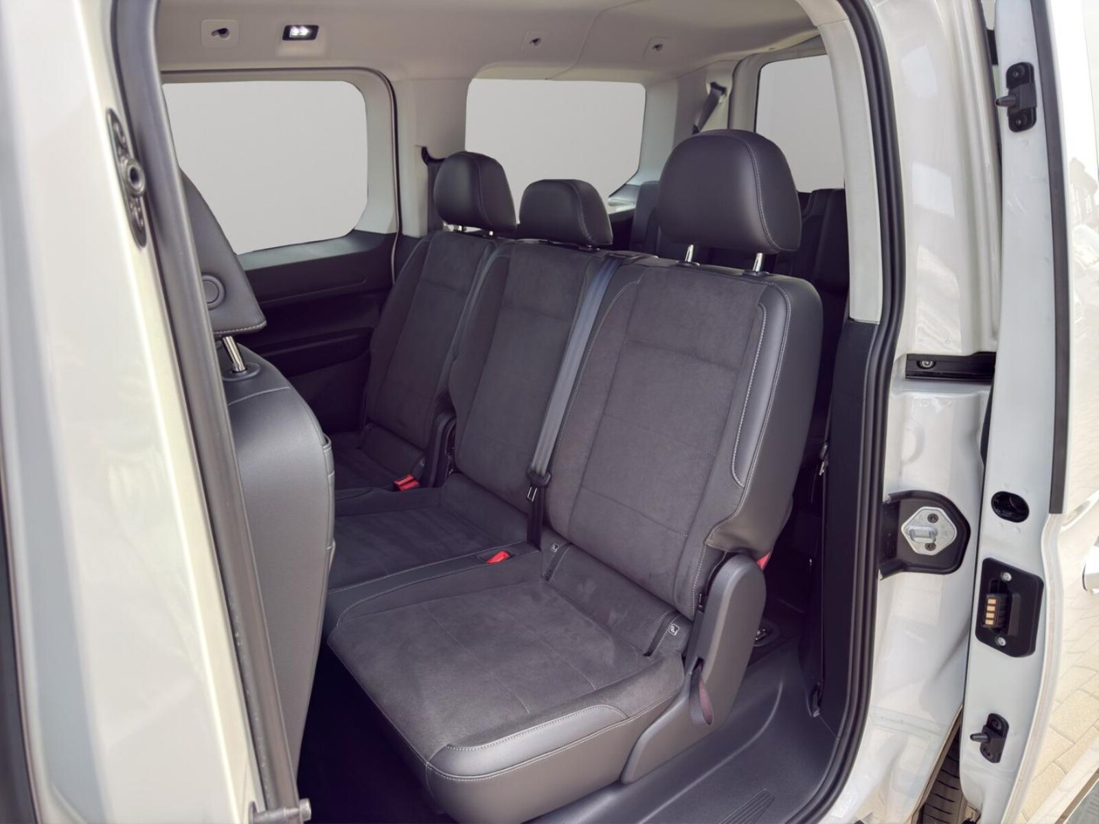 Volkswagen Caddy Maxi – Bild 13