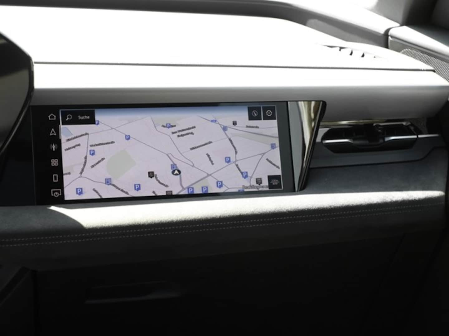 Bild über Audi Q6 Sportback e-tron e-tron performance - für weitere Informationen kontaktieren Sie den Audi Partner