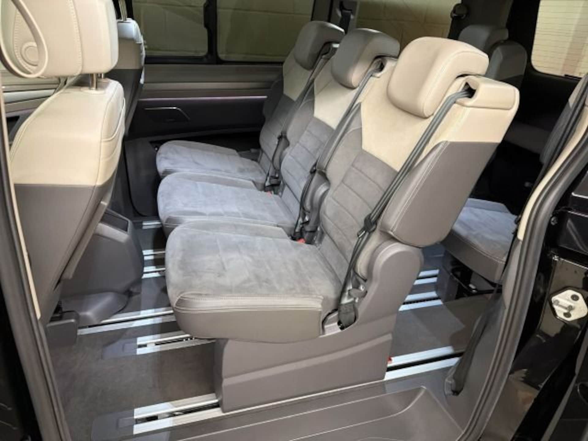 Volkswagen Multivan Style
