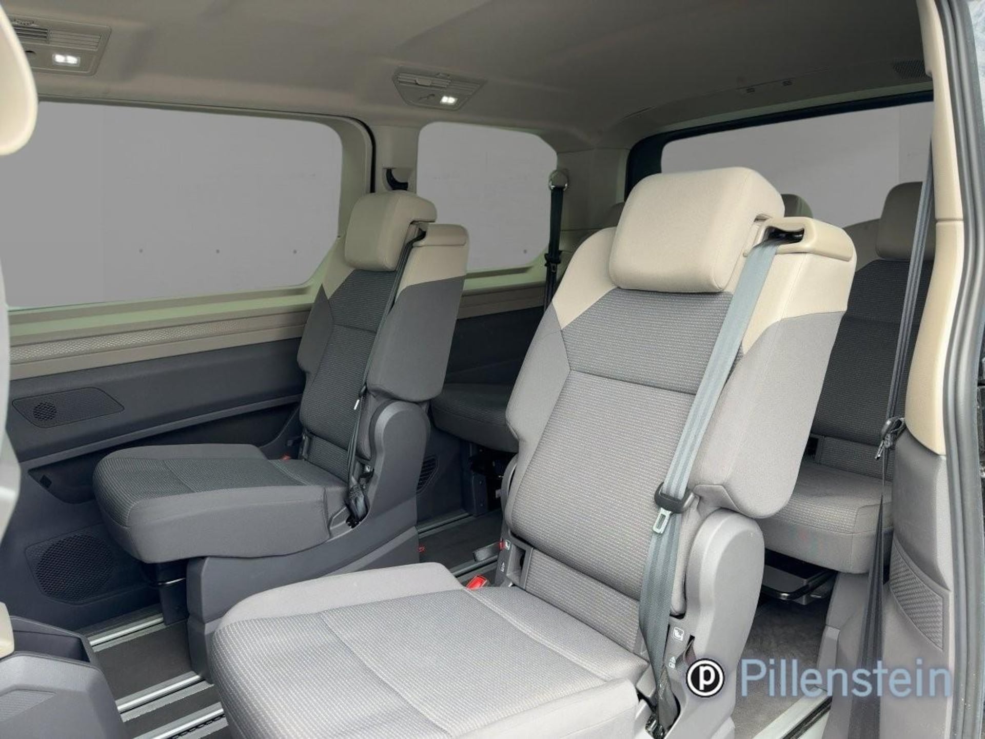 Volkswagen Multivan Basis-Modell