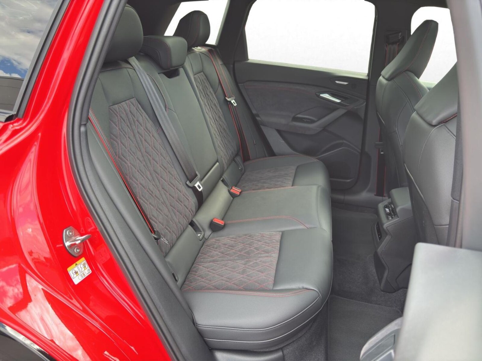 Audi Q6 e-tron – Bild 16