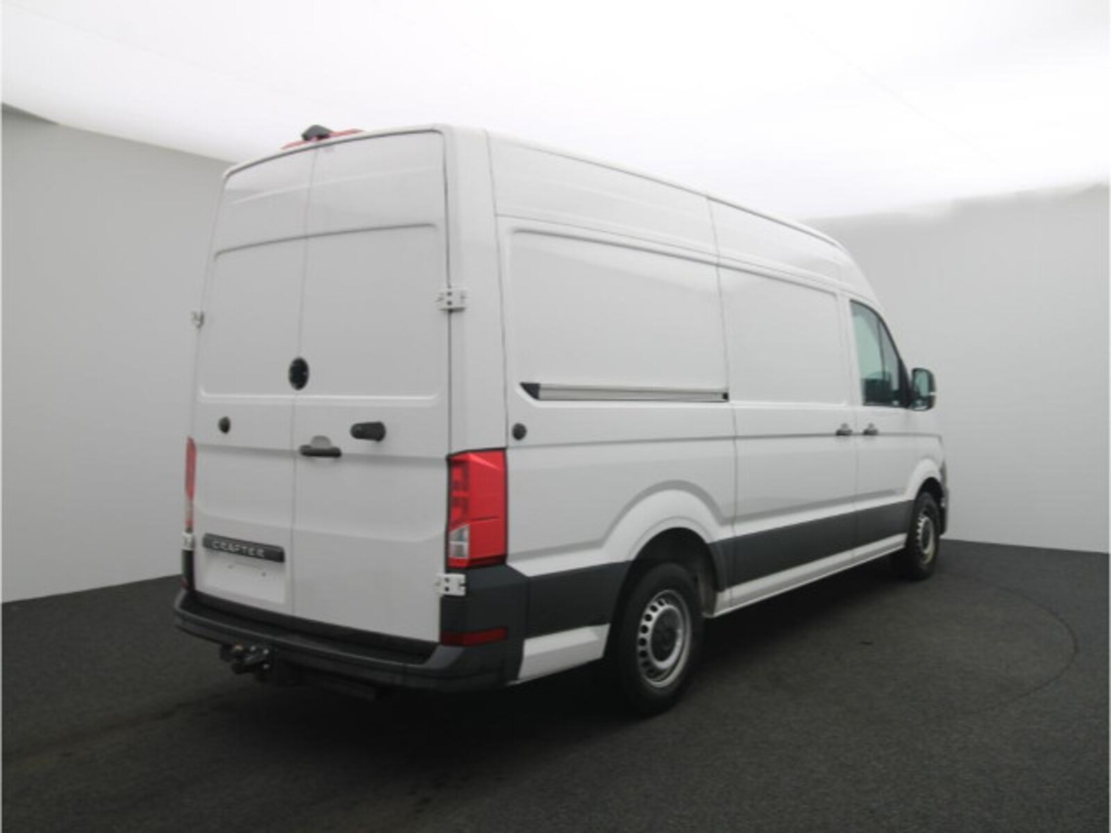 Volkswagen Crafter Kasten mittlerer Radstand – Bild 2