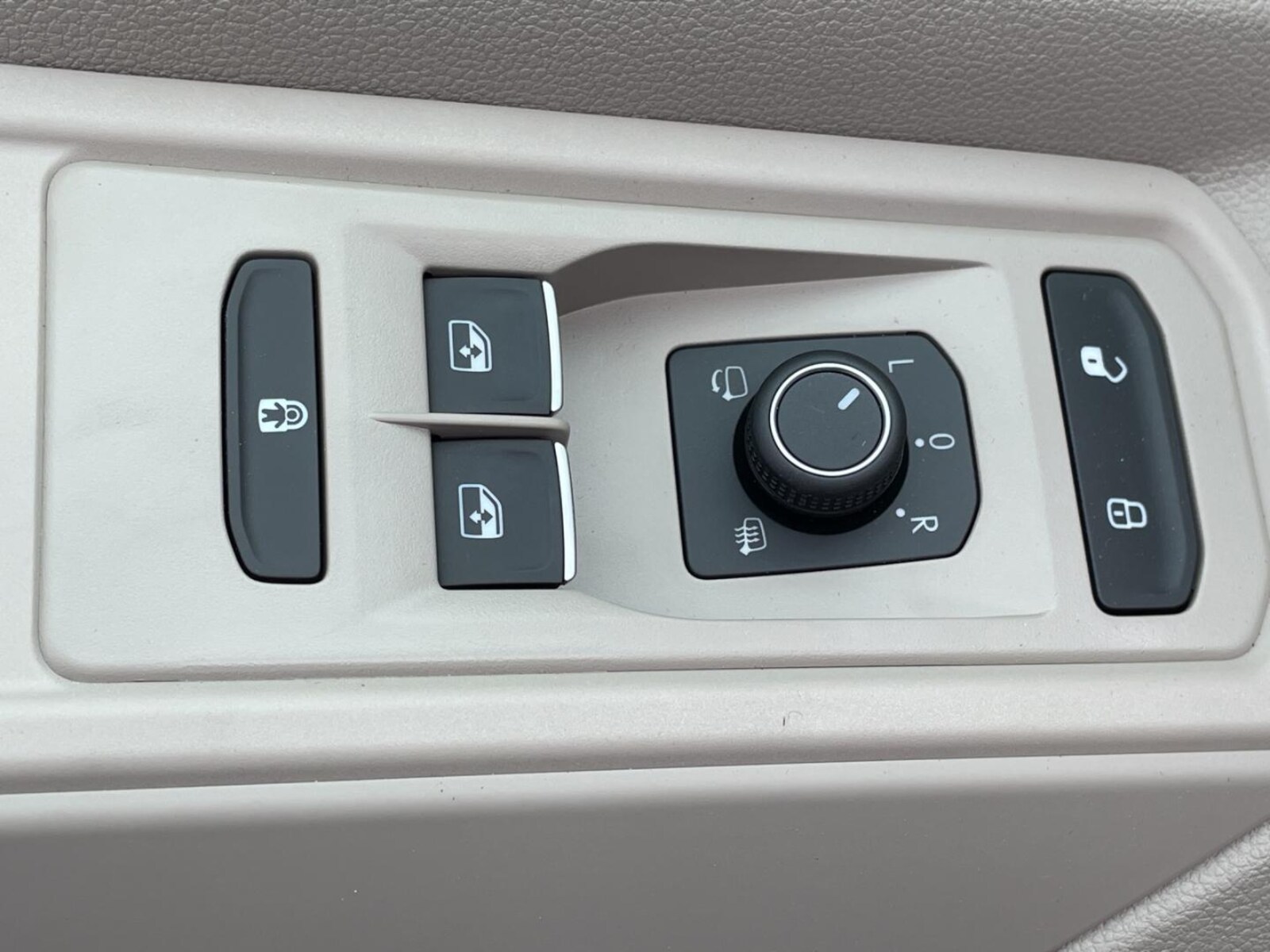 Volkswagen Multivan – Bild 7