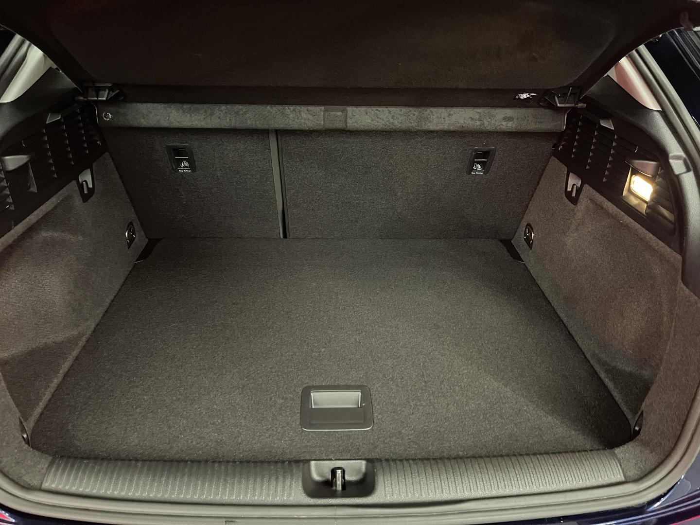 Image about Audi Q2 Business Line 30 TFSI 81 kW (110 ch) 6 vitesses