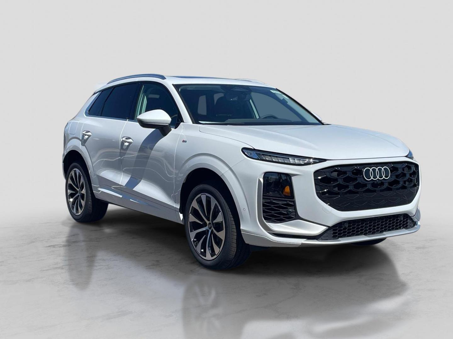 2026 Audi Q3 S line quattro's photo