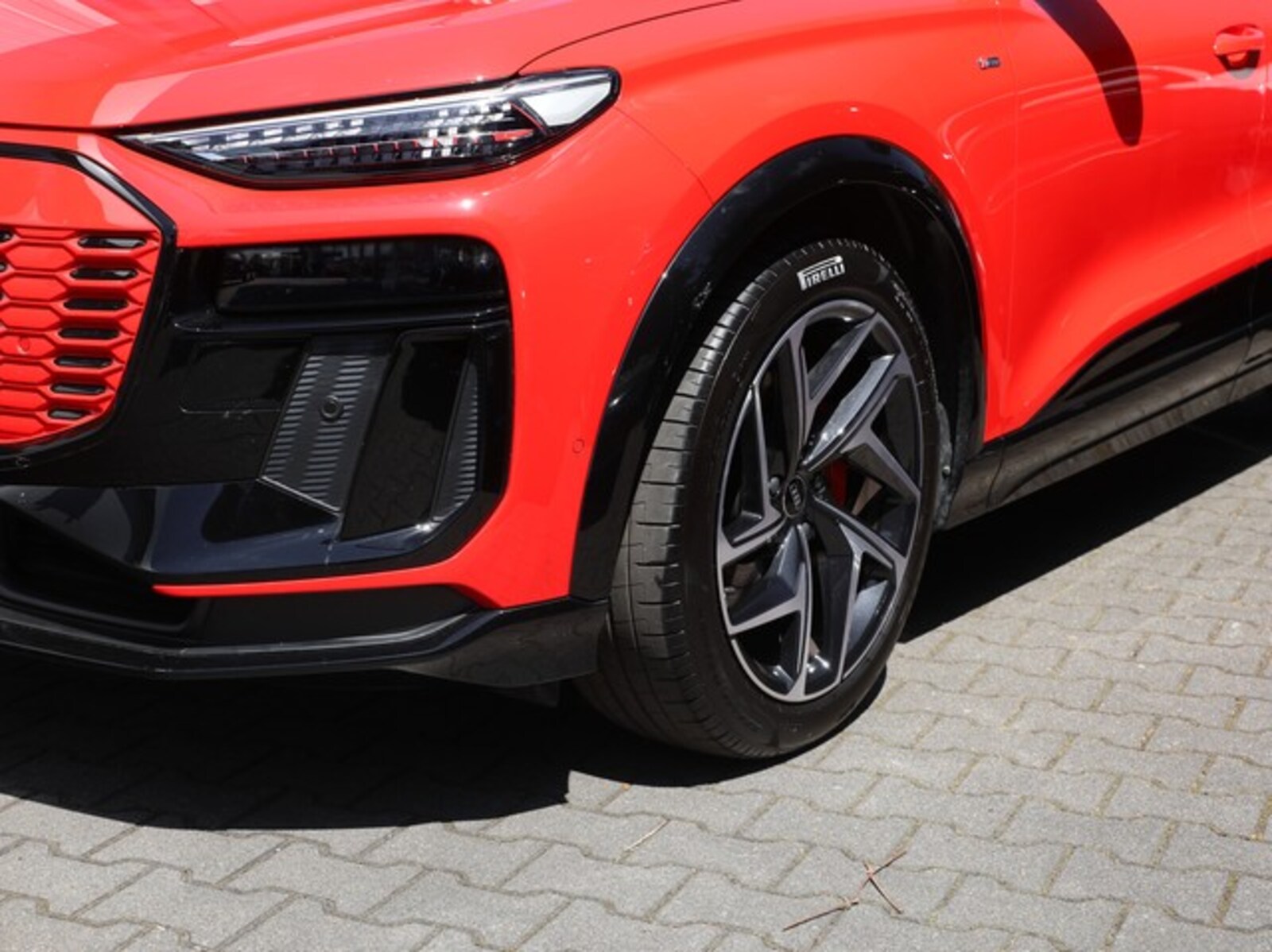 Audi Q6 Sportback e-tron – Bild 14