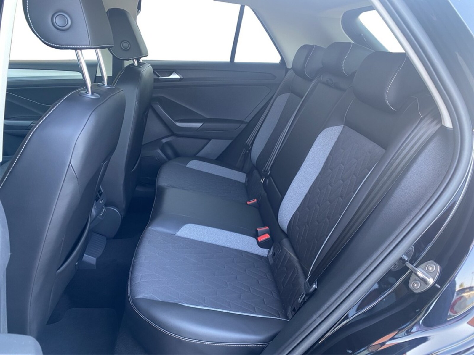 Volkswagen T-Roc – Bild 15