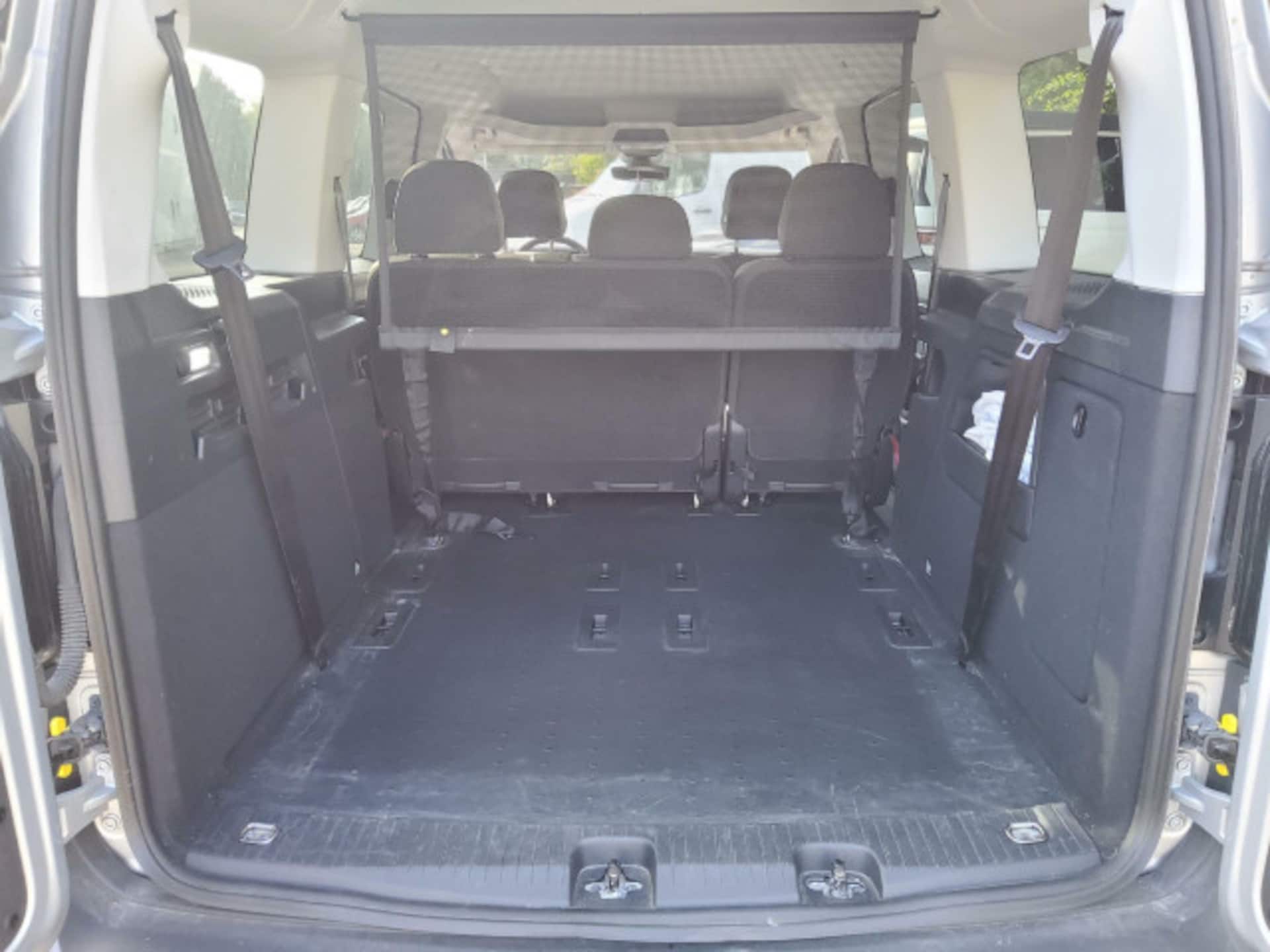 Volkswagen Caddy Maxi Basis-Modell