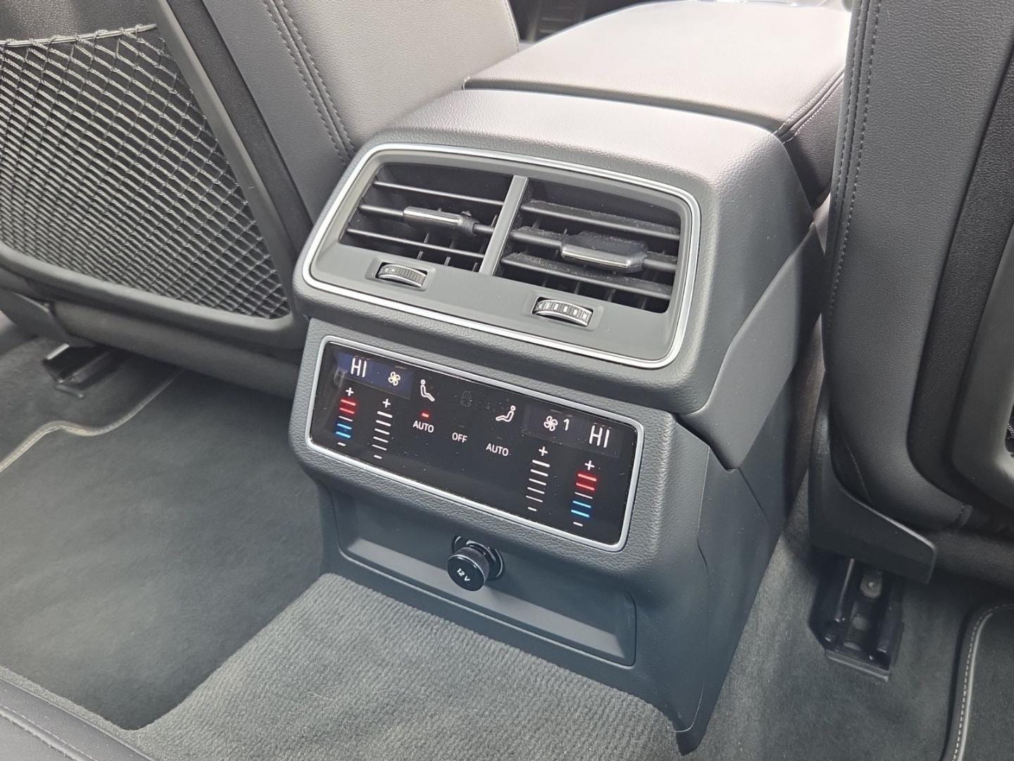 Bild über Audi S6 Avant TDI quattro tiptronic - für weitere Informationen kontaktieren Sie den Audi Partner