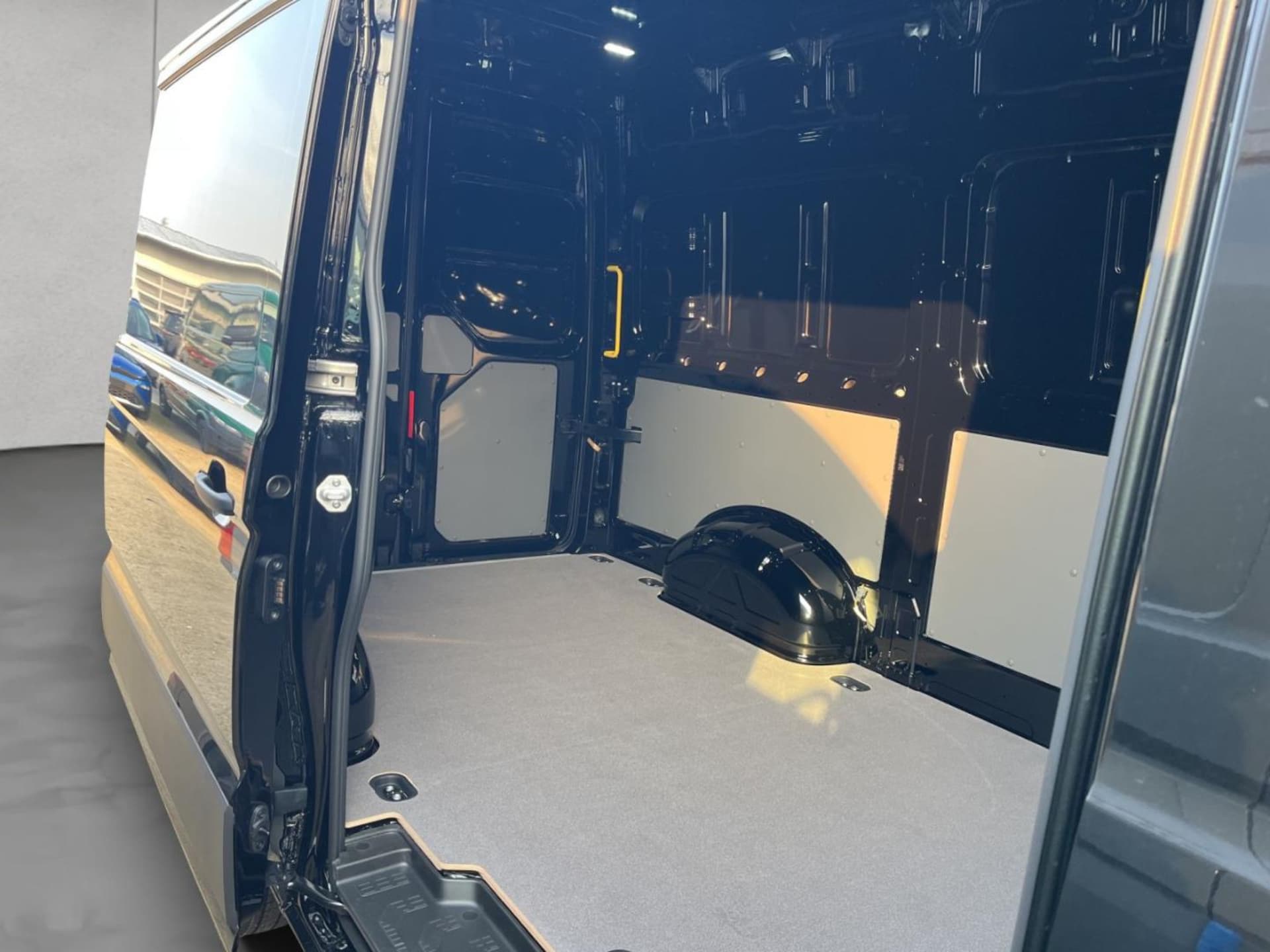 Volkswagen Crafter Kasten mittlerer Radstand