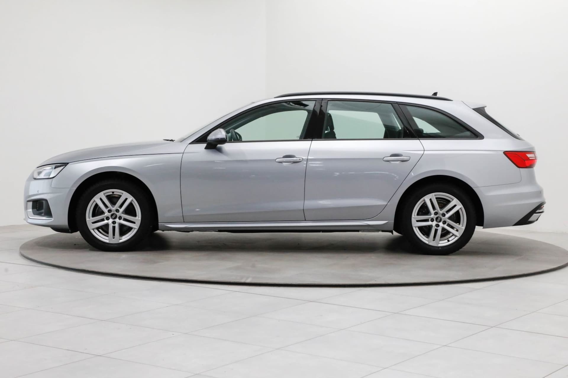 Audi A4 Avant Advanced