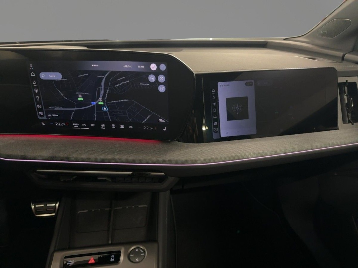 Bild über Audi Q4 SUV e-tron e-tron quattro performance 250 kW - für weitere Informationen kontaktieren Sie den Audi Partner