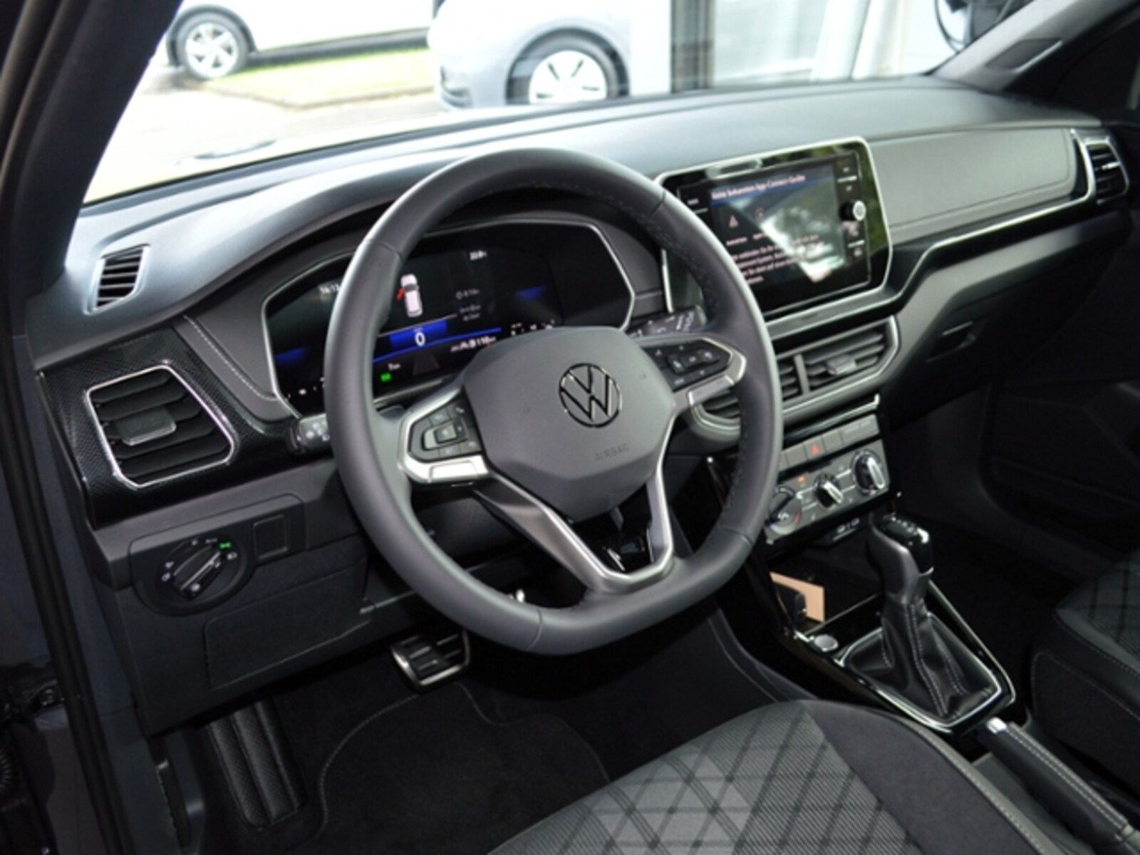 Volkswagen T-Cross – Bild 8