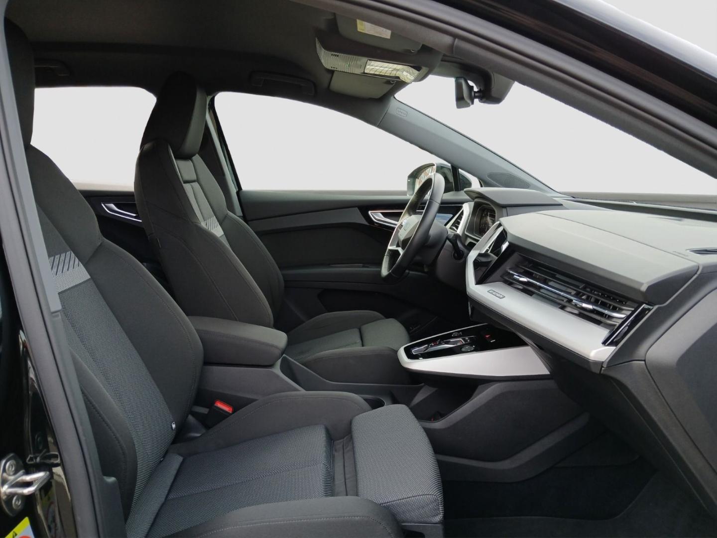 Image about Audi Q4 e-tron 45 e-tron quattro