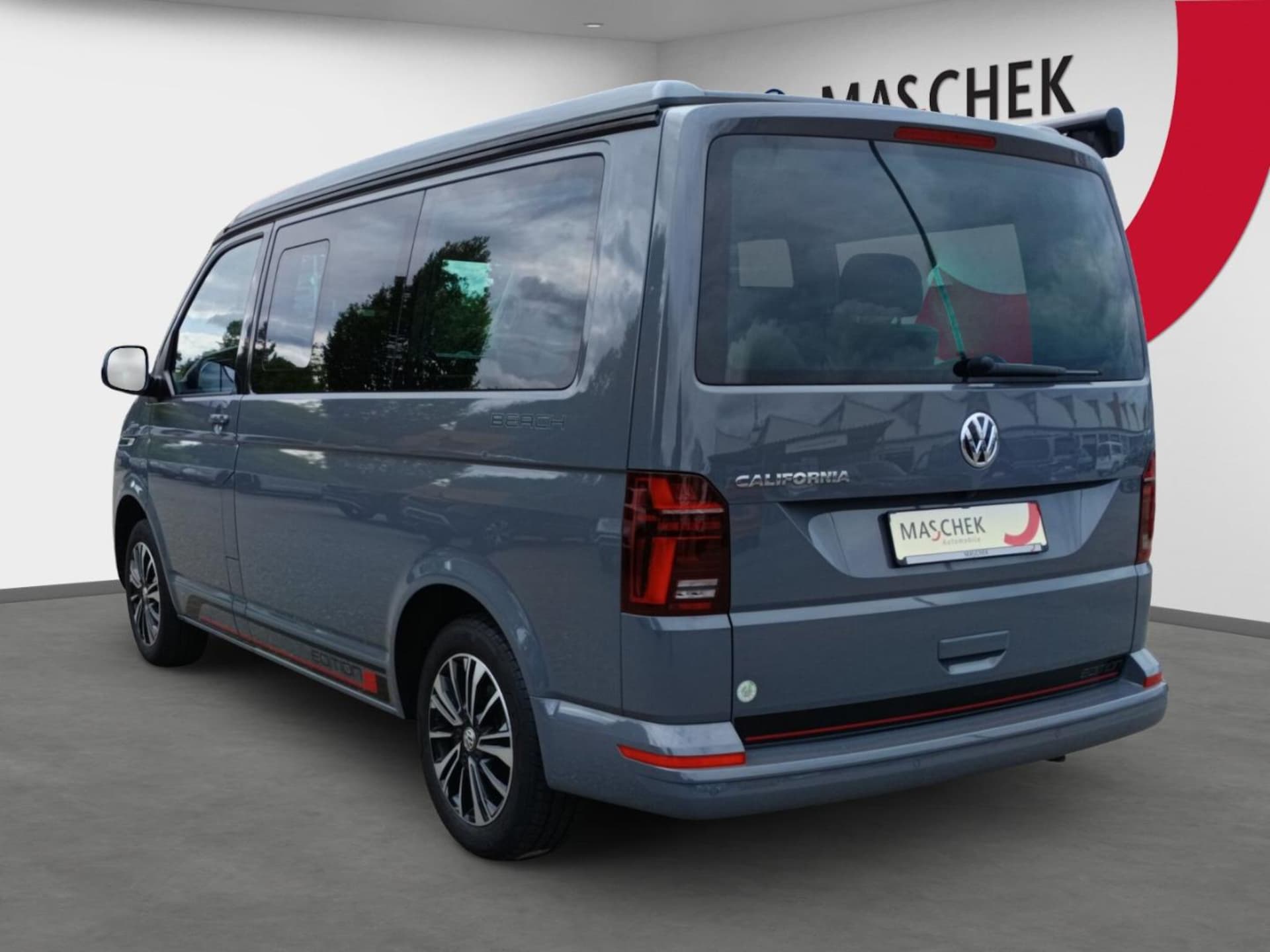 Volkswagen T6.1 California Beach