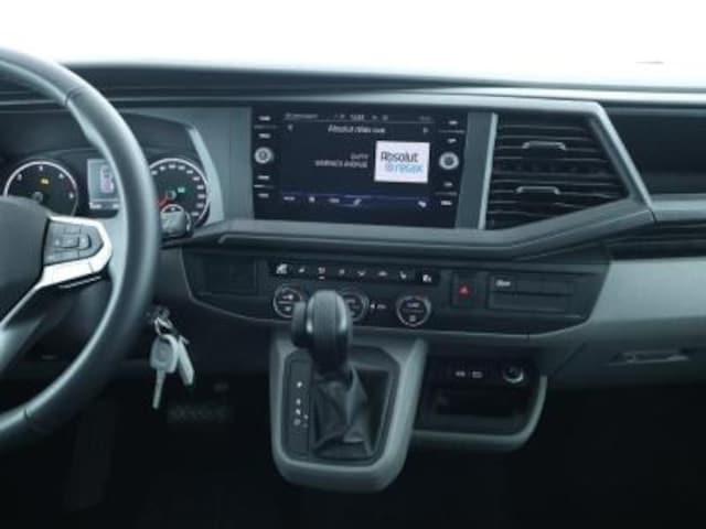 Volkswagen T6.1 Caravelle larger