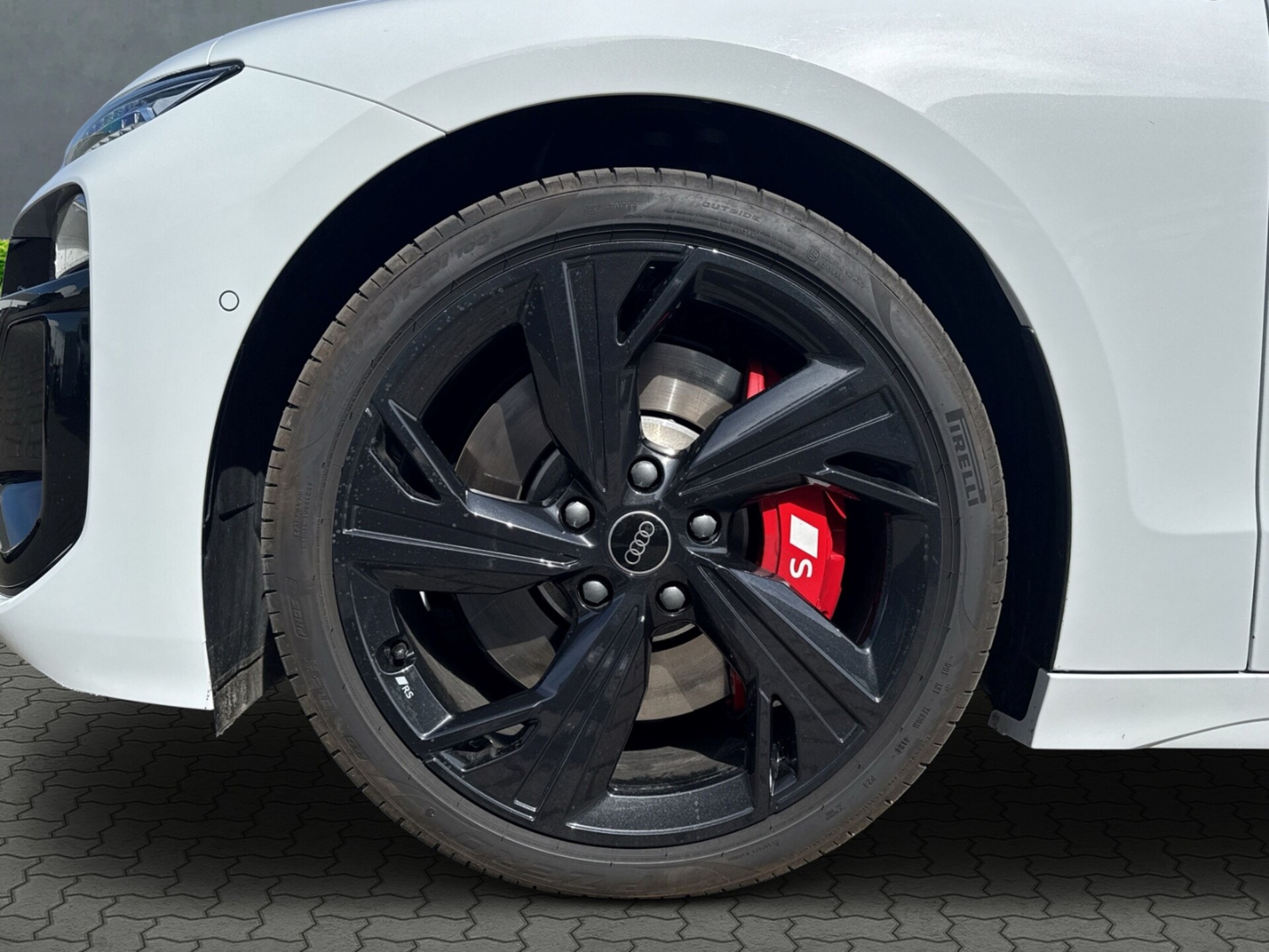 Audi S6 Avant e-tron