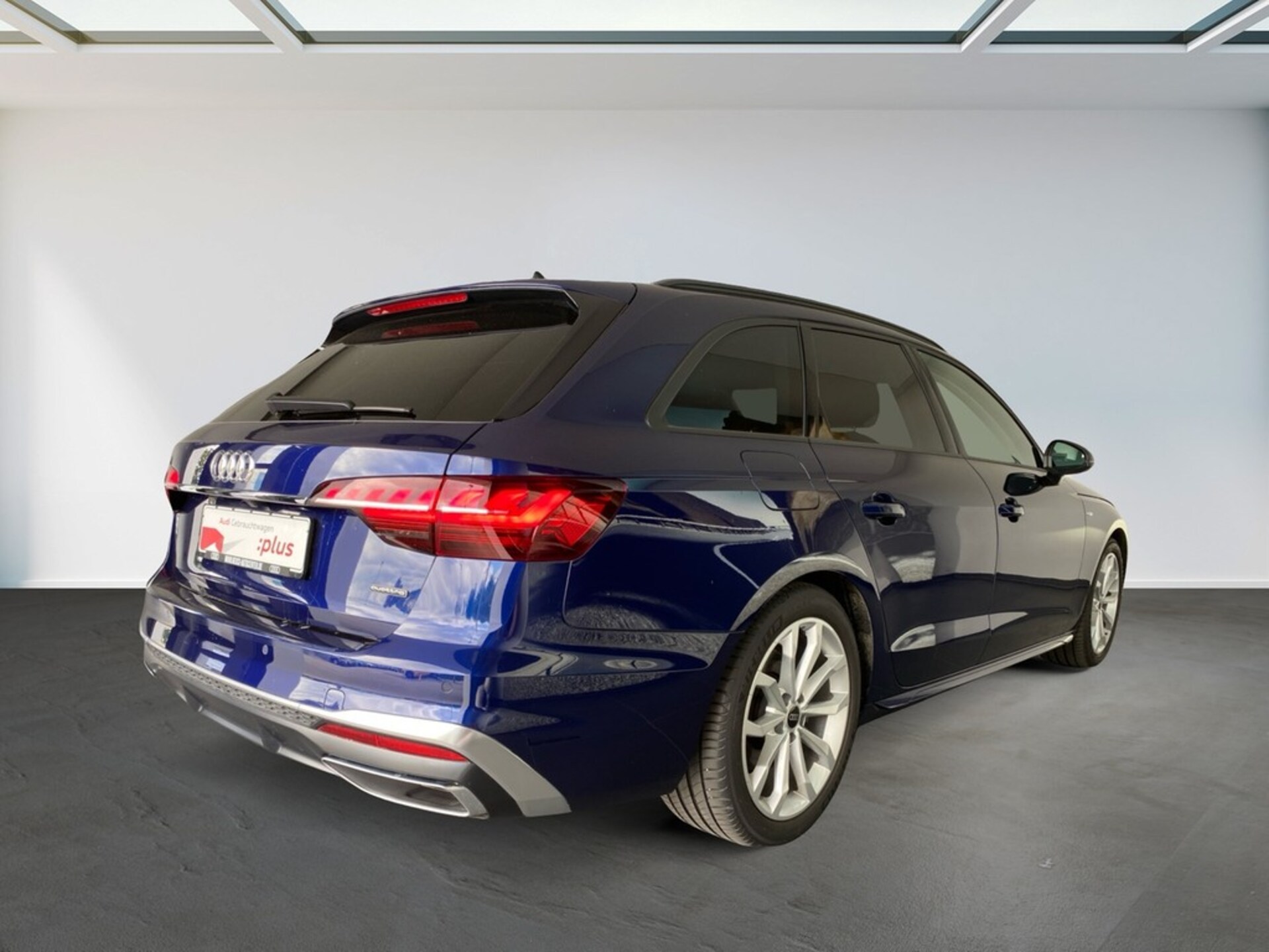Audi A4 Avant S line