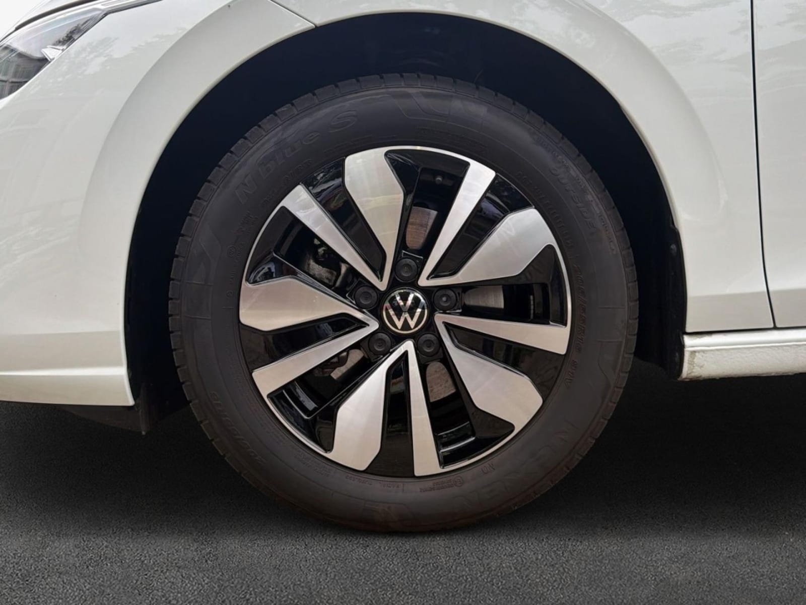 Volkswagen Golf Variant – Bild 7