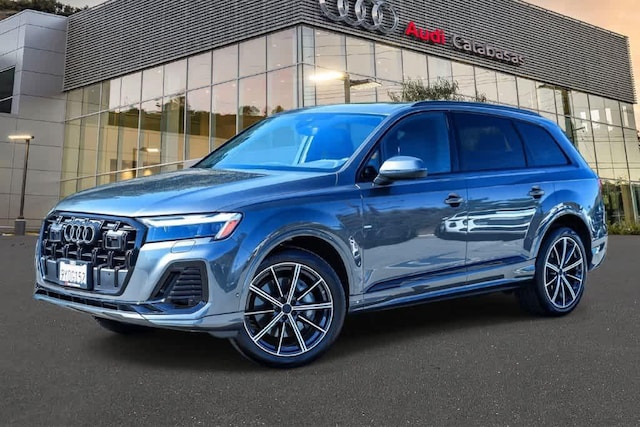 2026 Audi Q7 Premium Plus