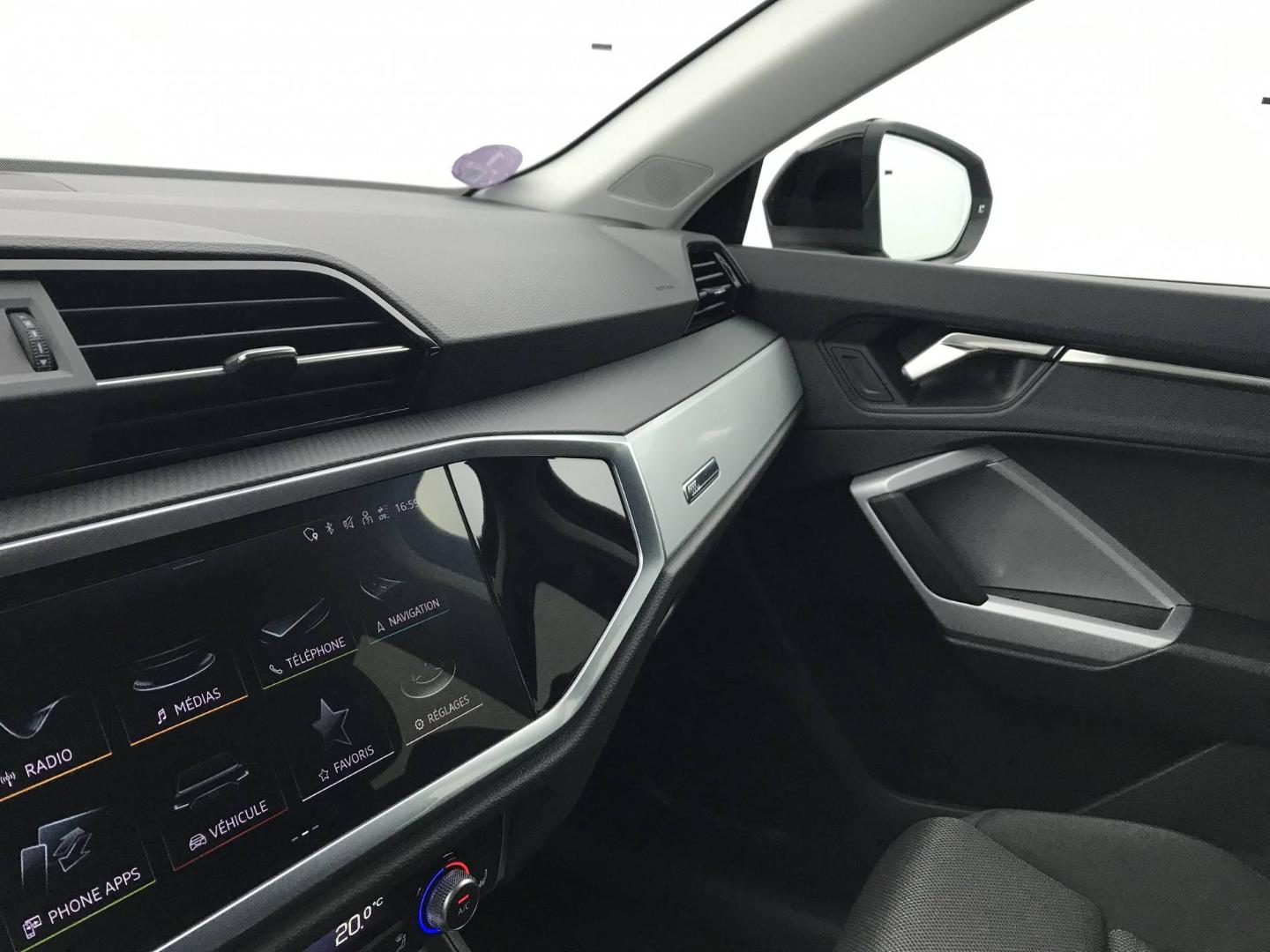 Image about Audi Q3 TFSI e Design 45 TFSI e 180 kW (245 ch) S tronic